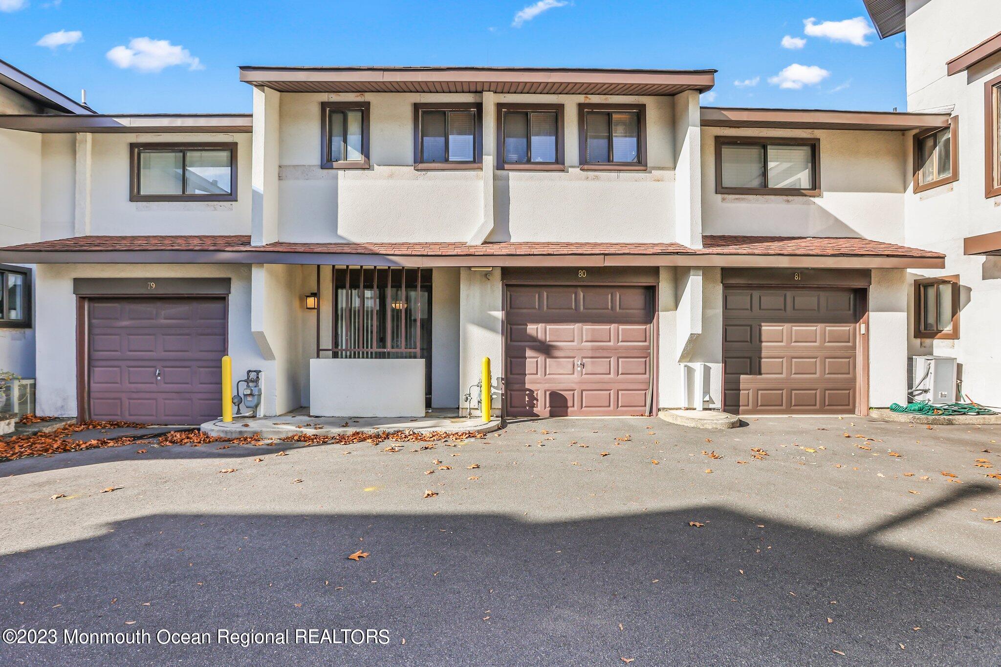 80 Tower Hill Drive