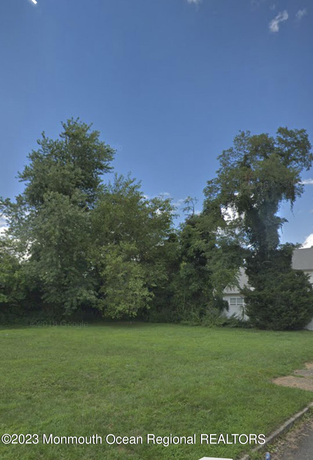 25 Brook Avenue
