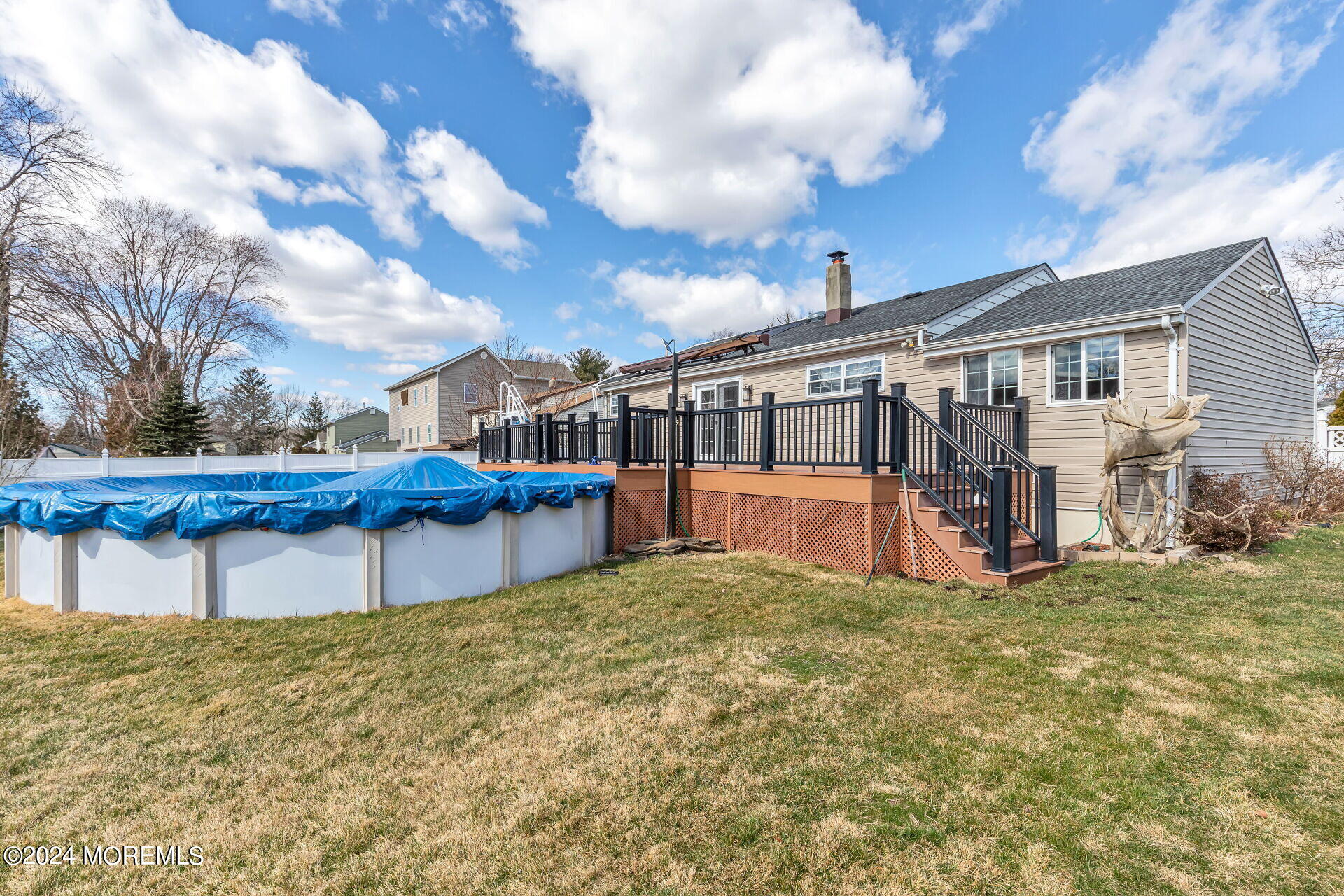 6 Linda Place