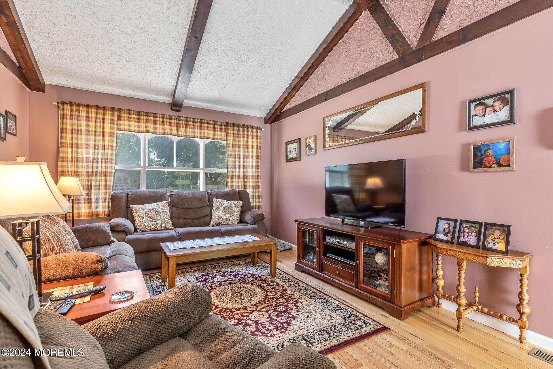 10 Knoll Terrace