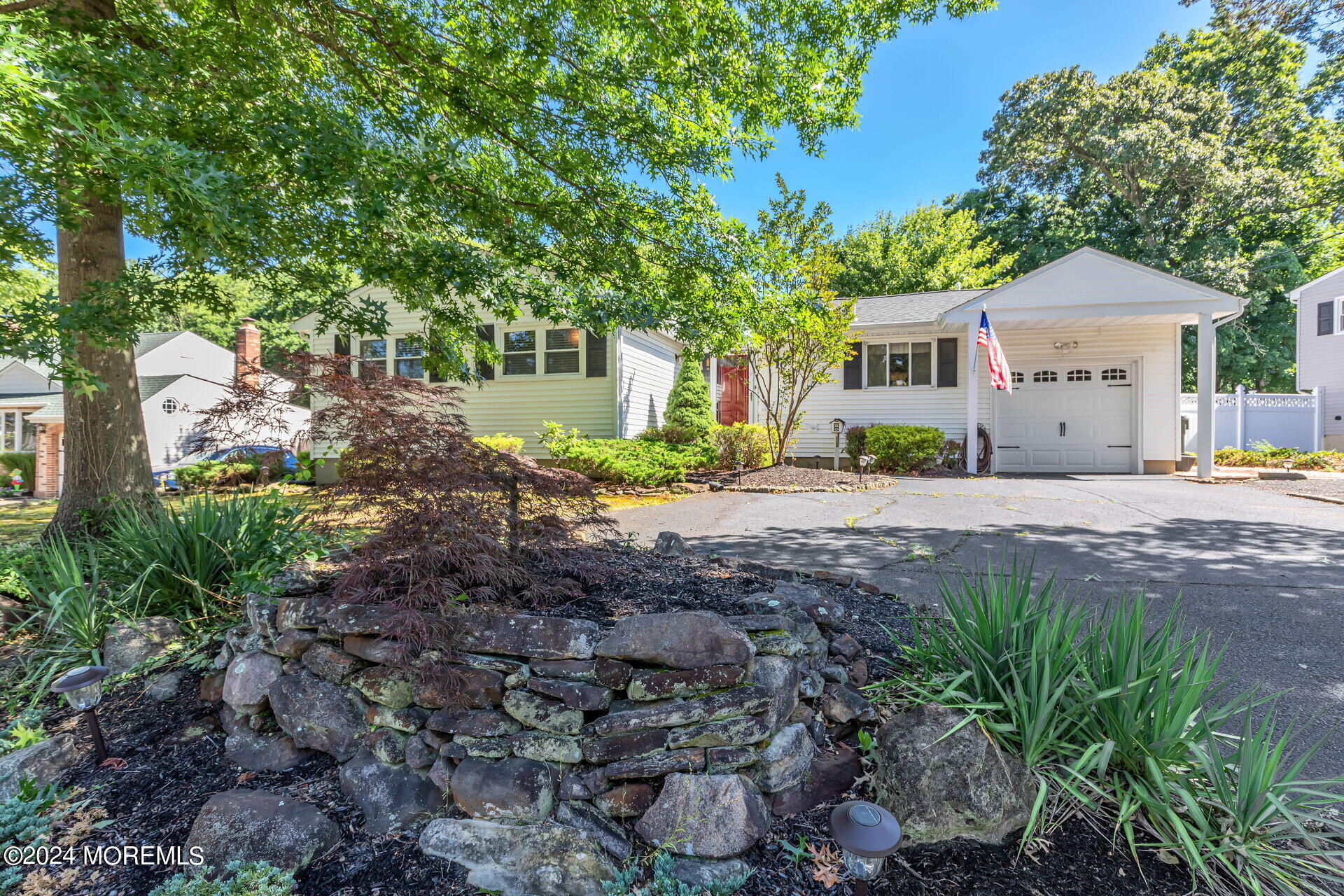 10 Knoll Terrace