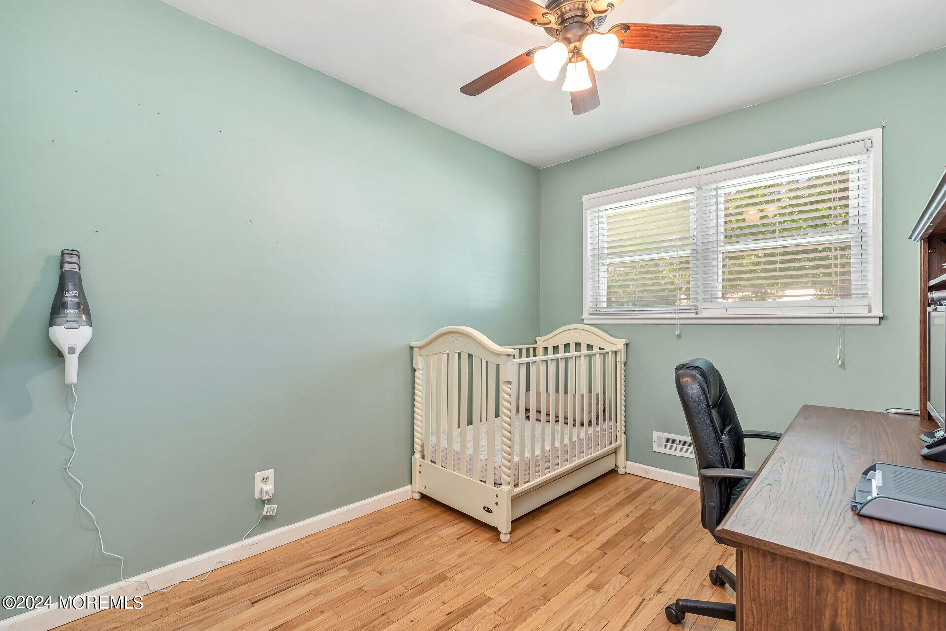 10 Knoll Terrace