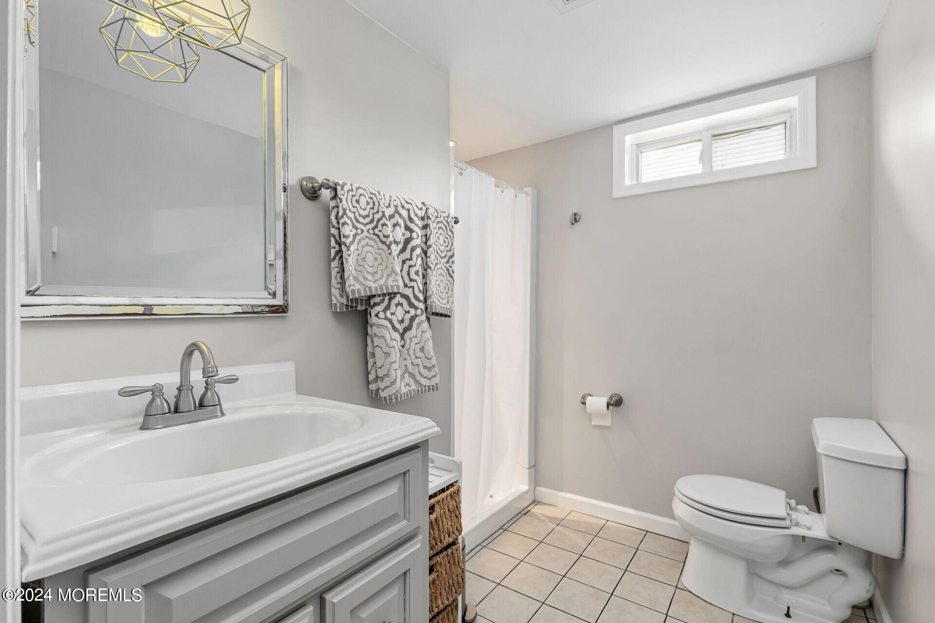 12 Kremer Avenue
