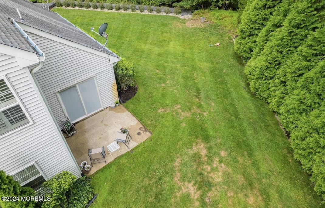 7 Commons Drive