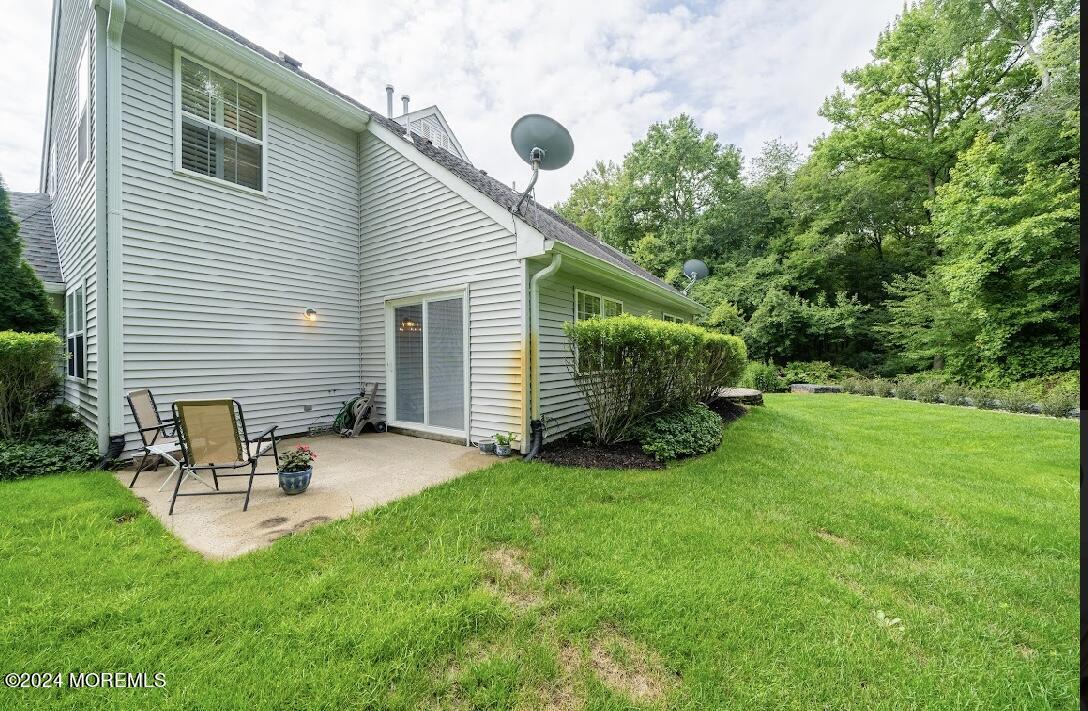 7 Commons Drive