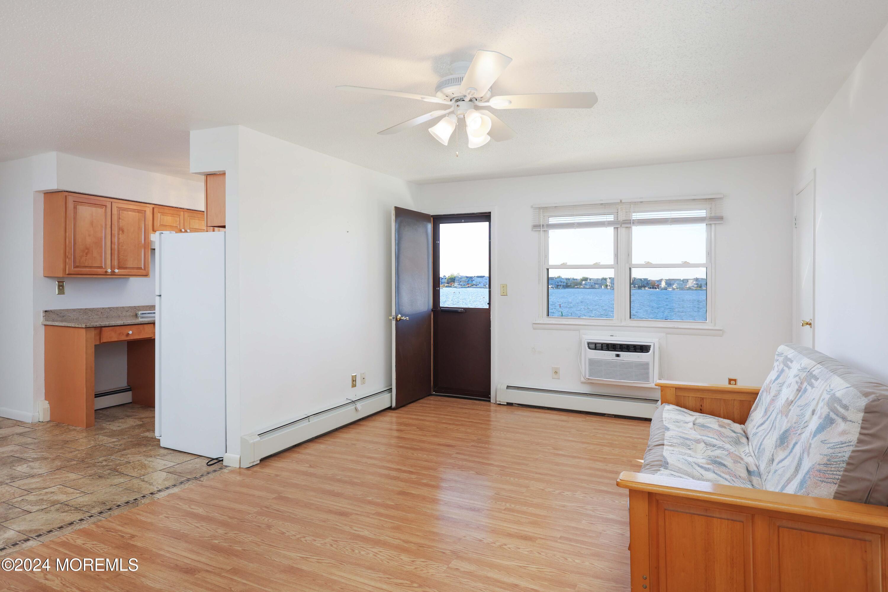 124 Wharfside Drive