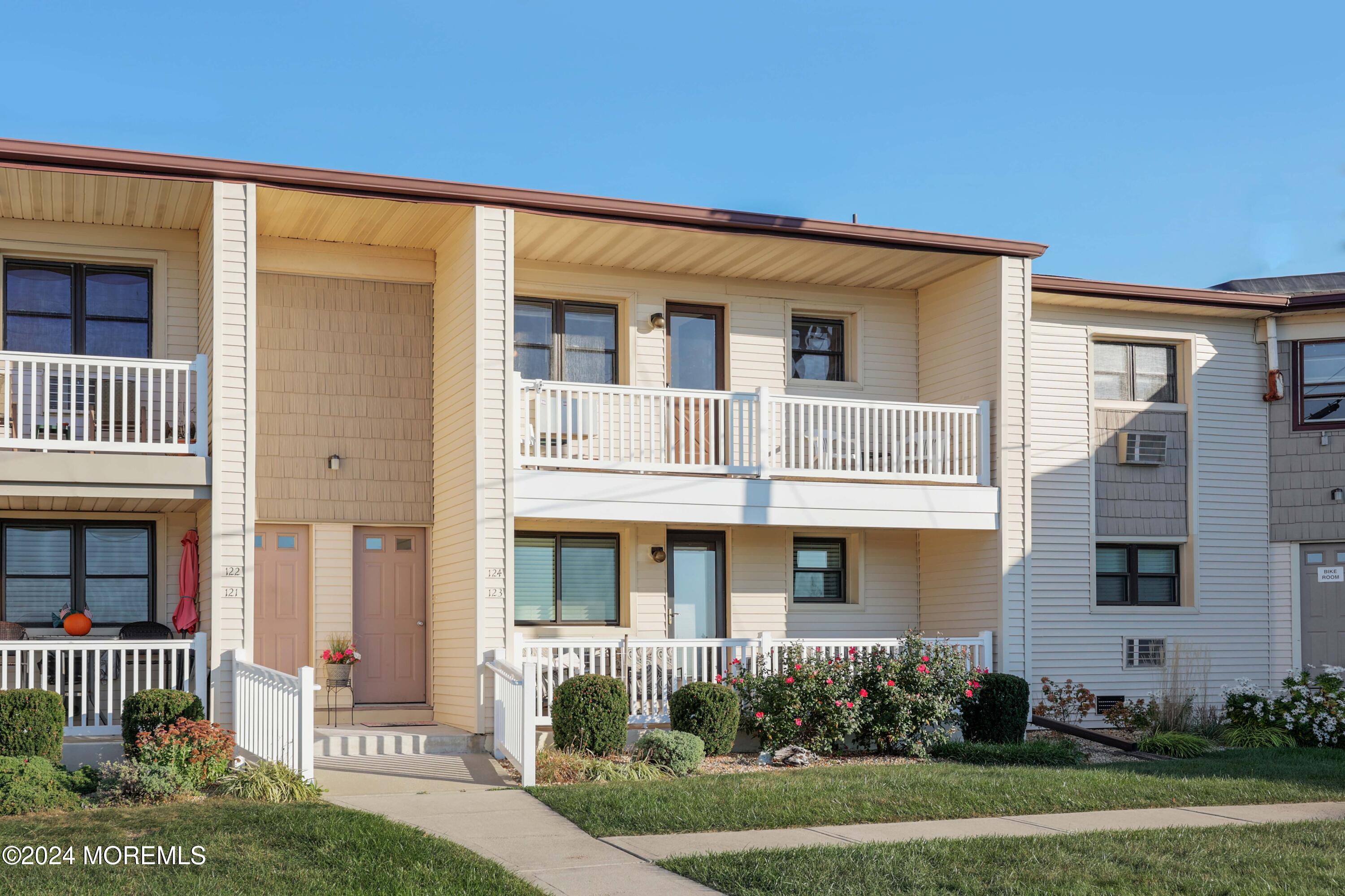 124 Wharfside Drive
