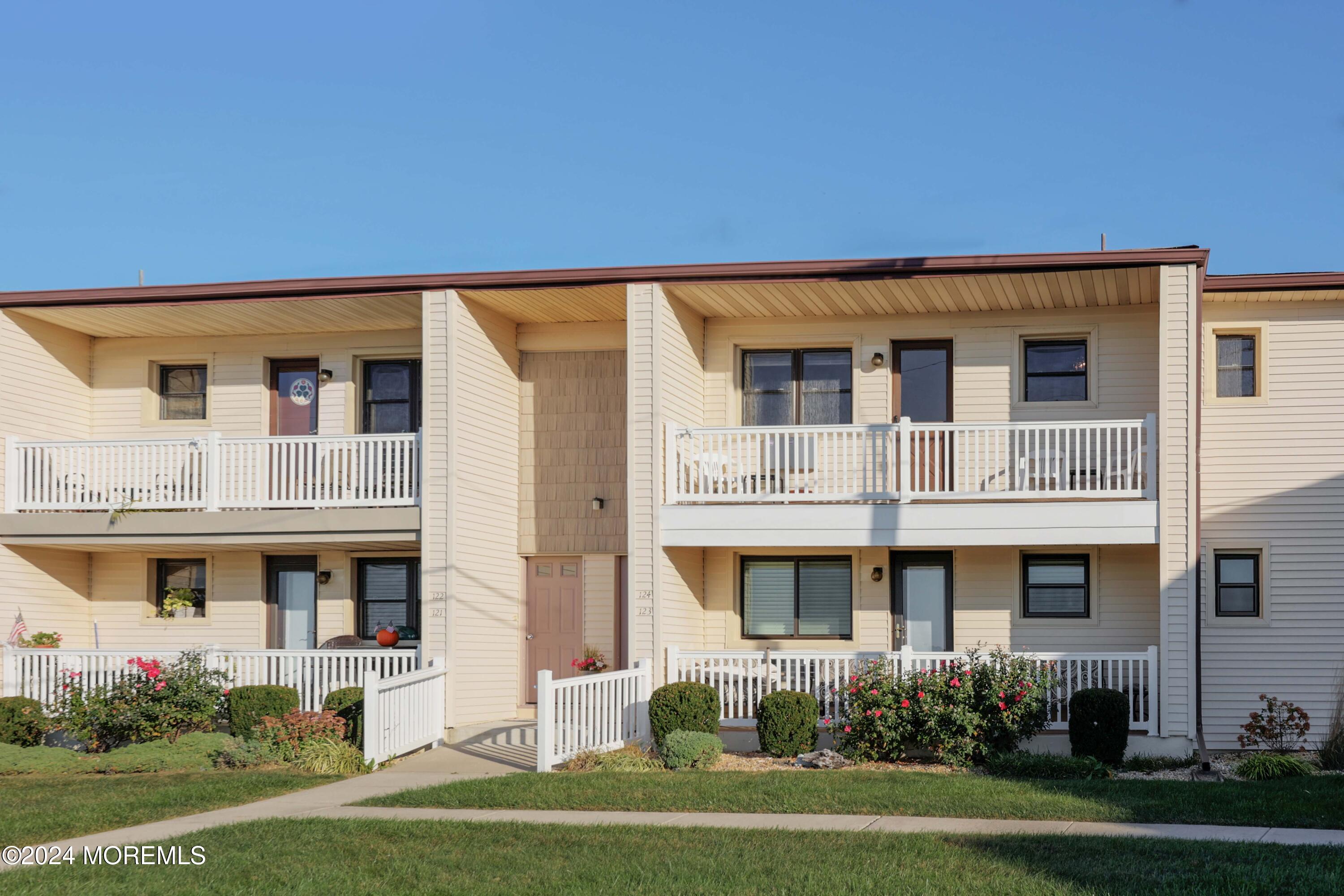 124 Wharfside Drive