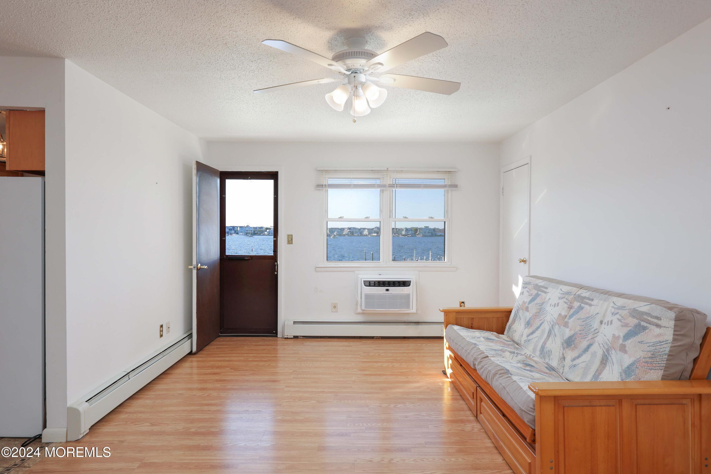 124 Wharfside Drive