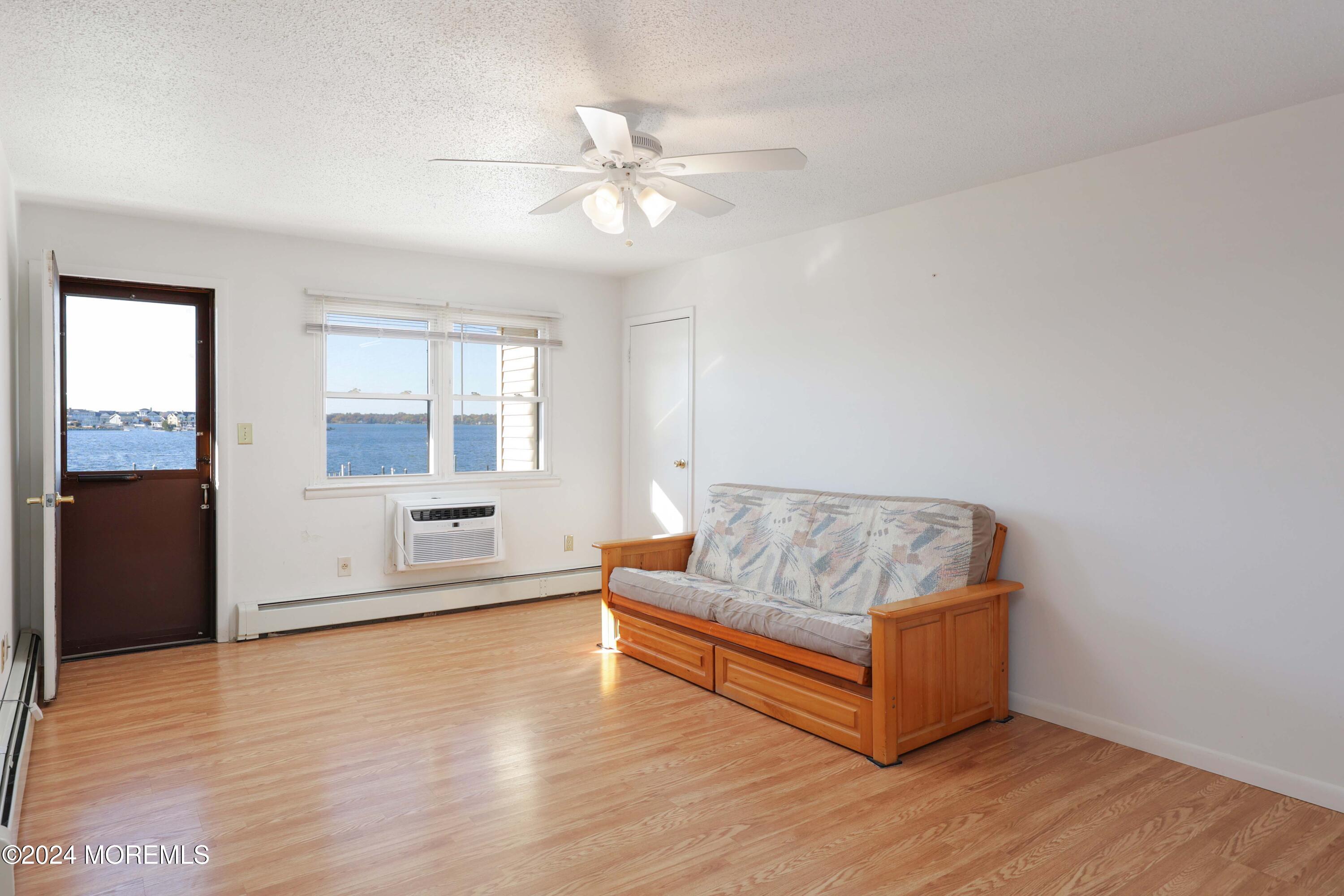 124 Wharfside Drive