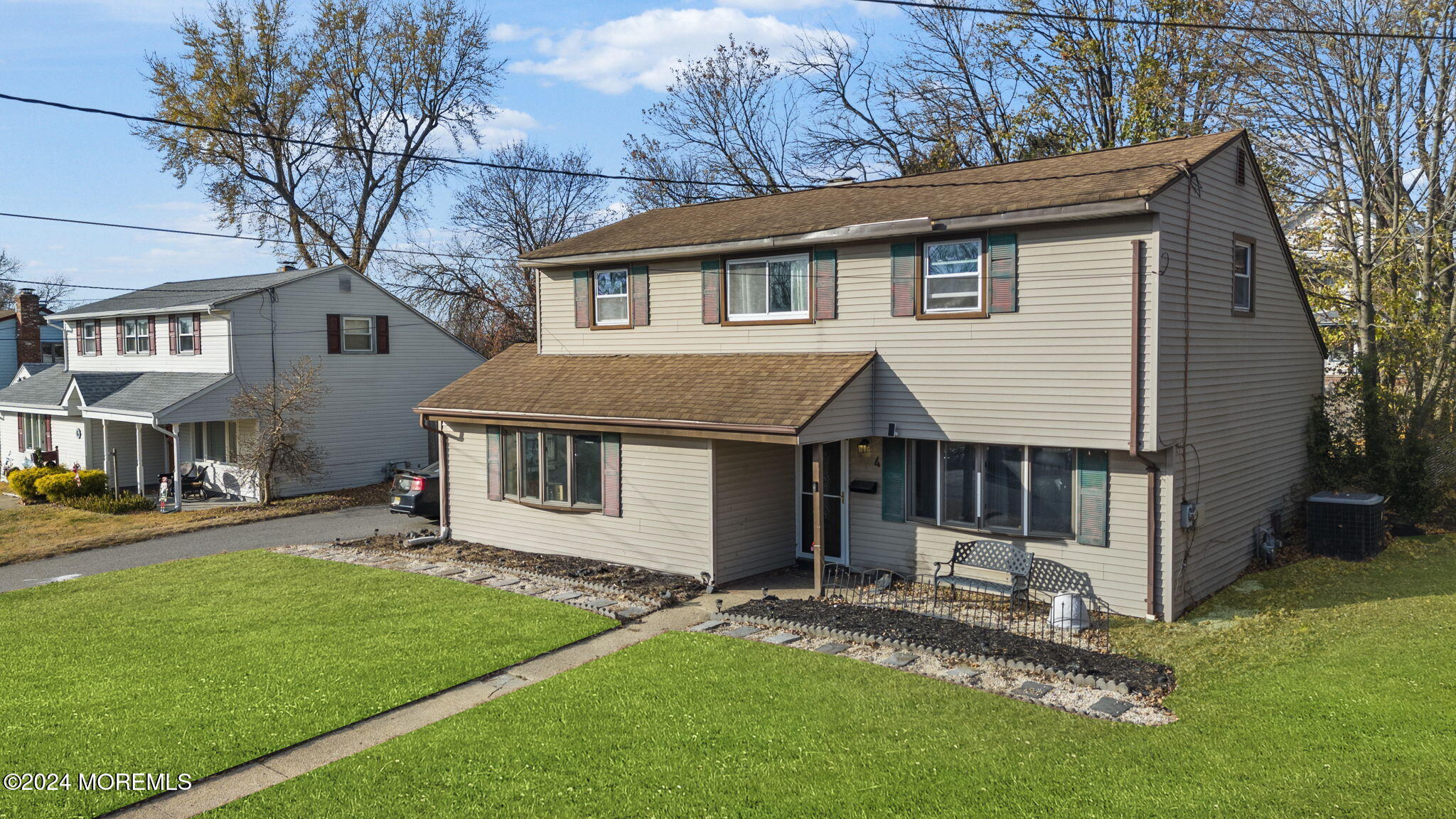 4 Deer Street