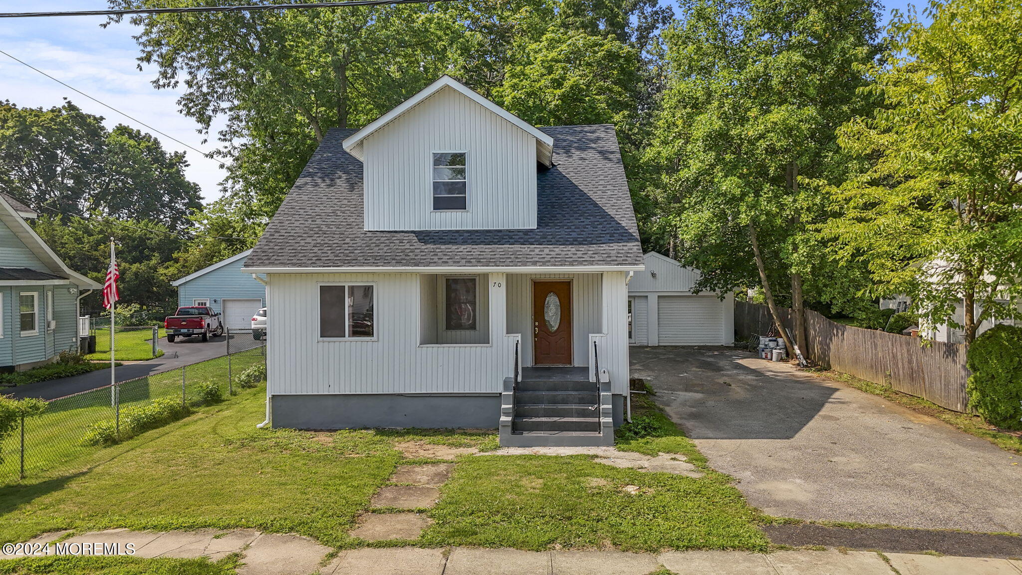 70 Hull Avenue