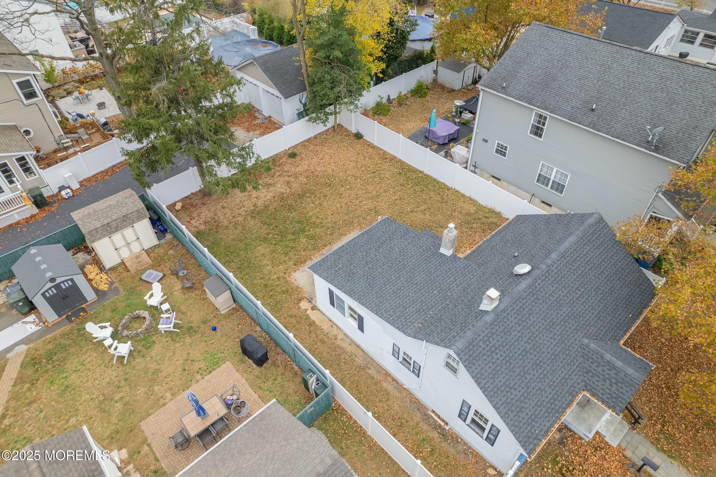 8 Hudson Avenue