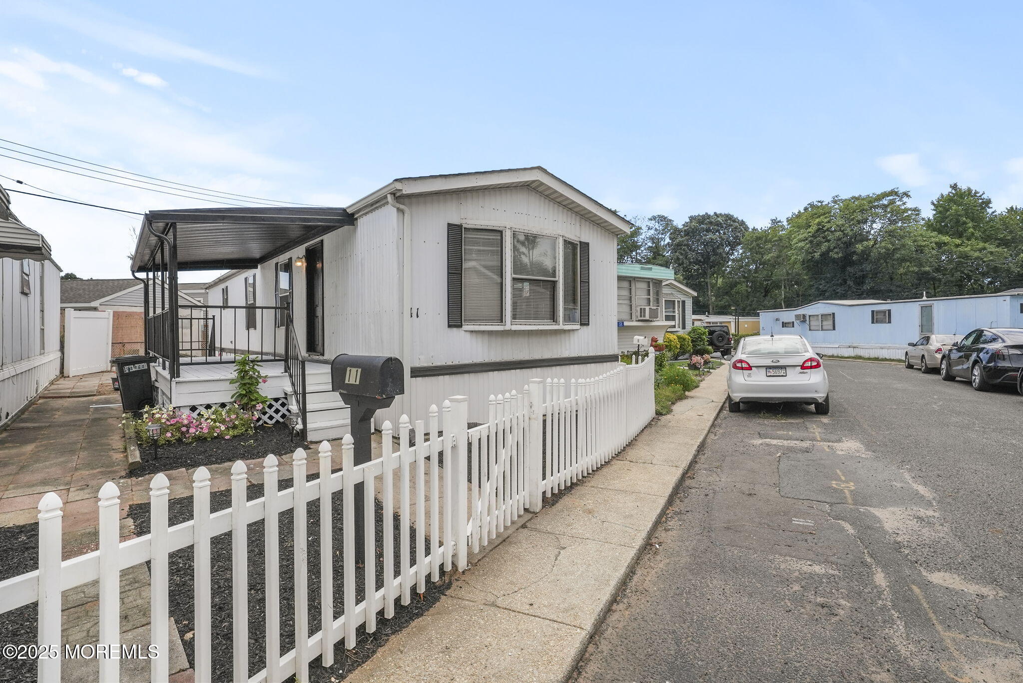 11 Avenue D