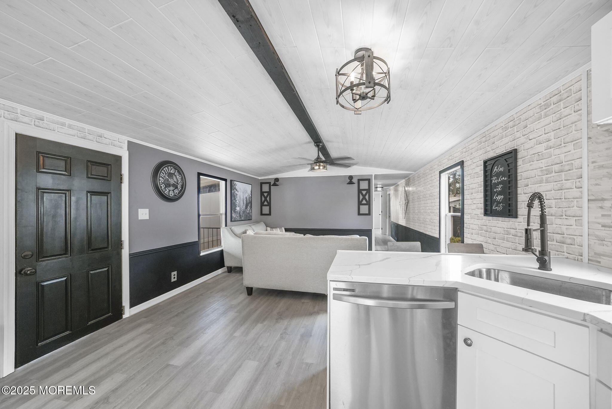 11 Avenue D