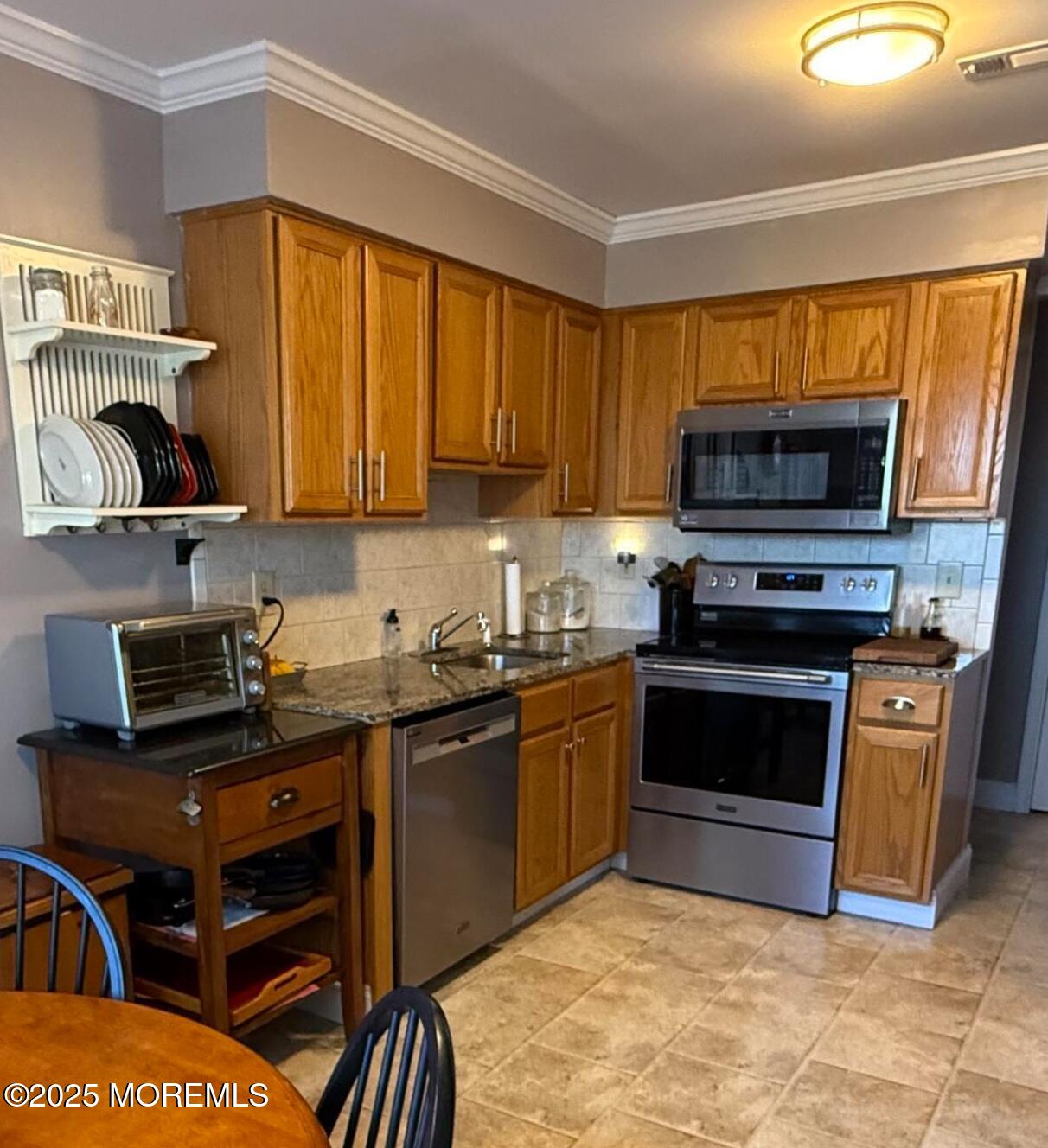 430 Beachway Avenue, 6A
