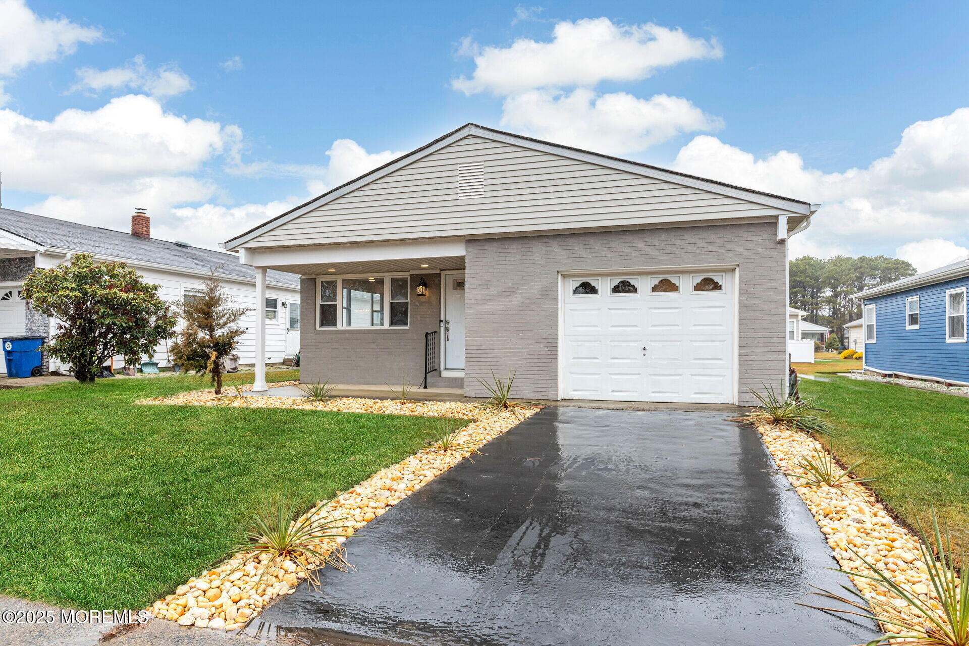 11 Camrose Street
