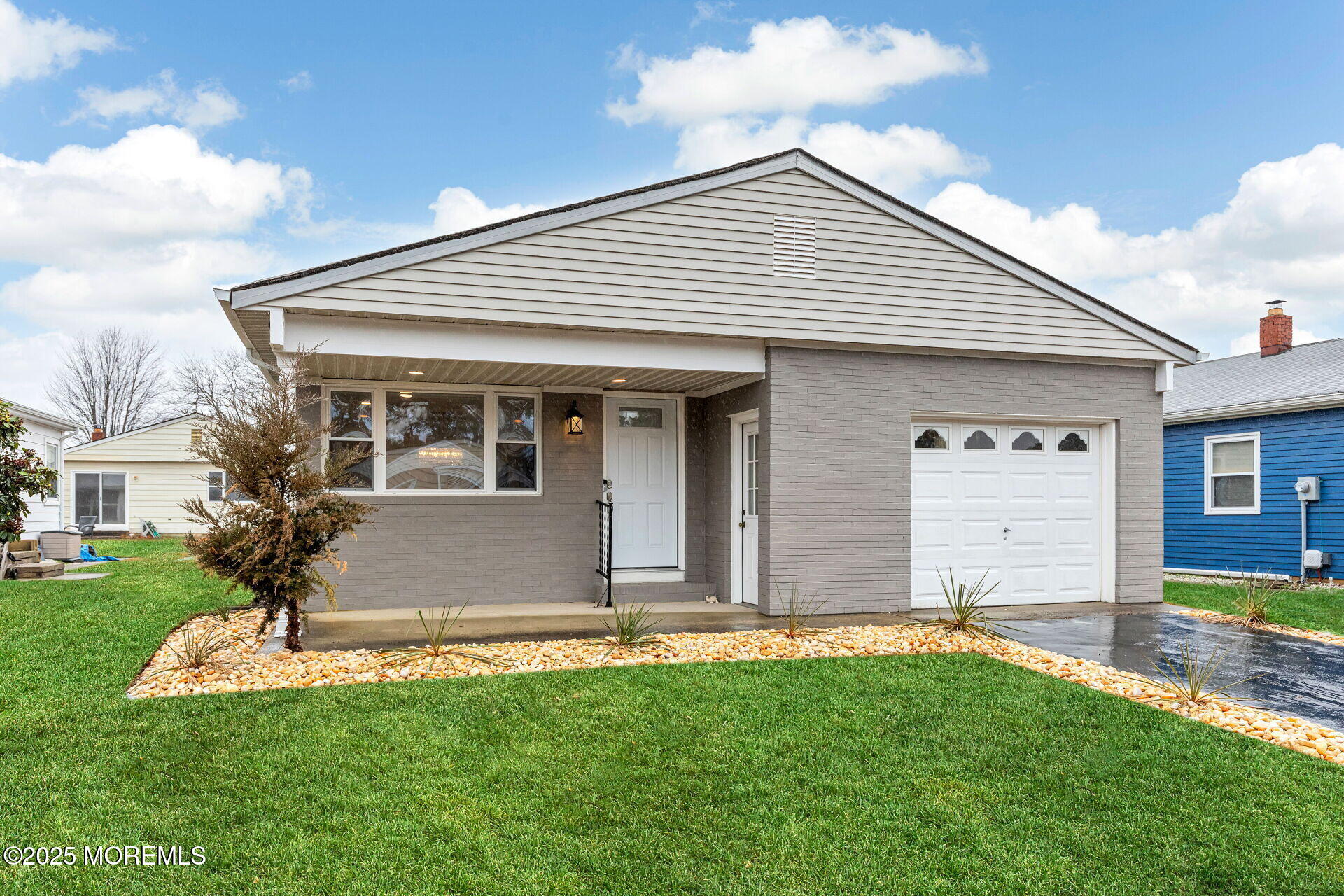 11 Camrose Street