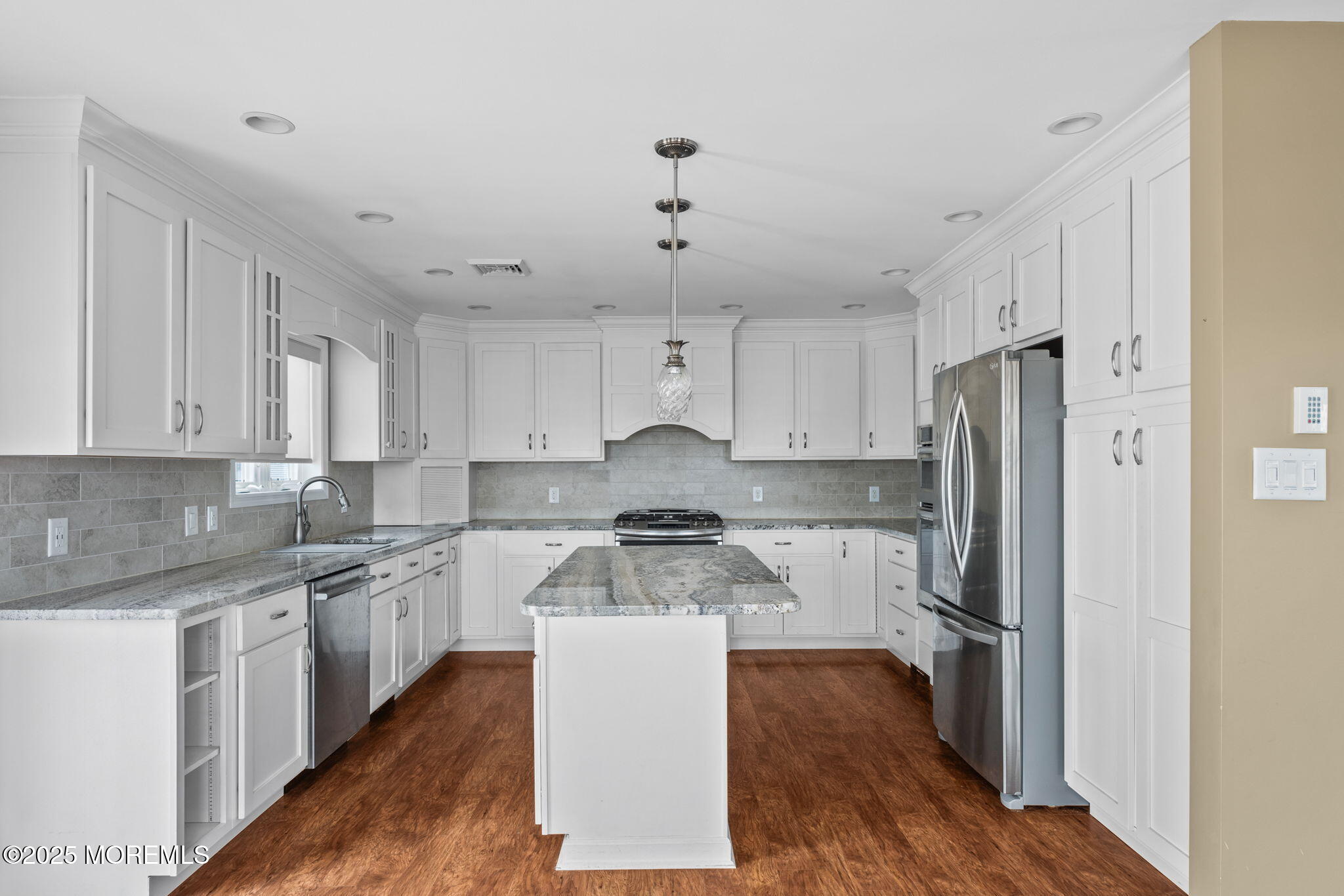 10 Chesapeake Court