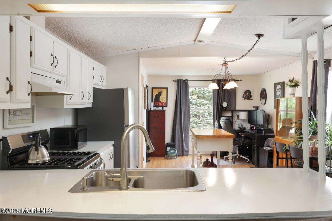 147 Redwood Drive