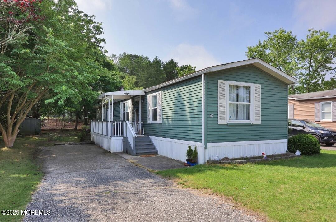 147 Redwood Drive