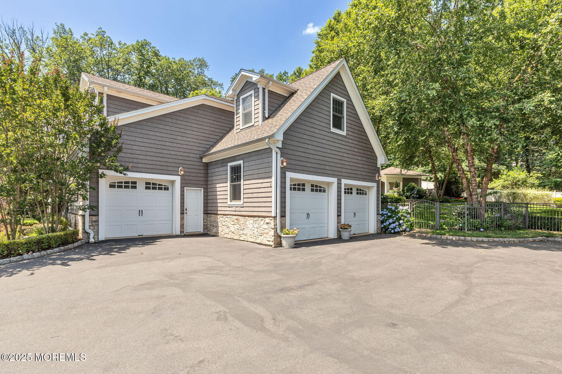 9 Withers Lane