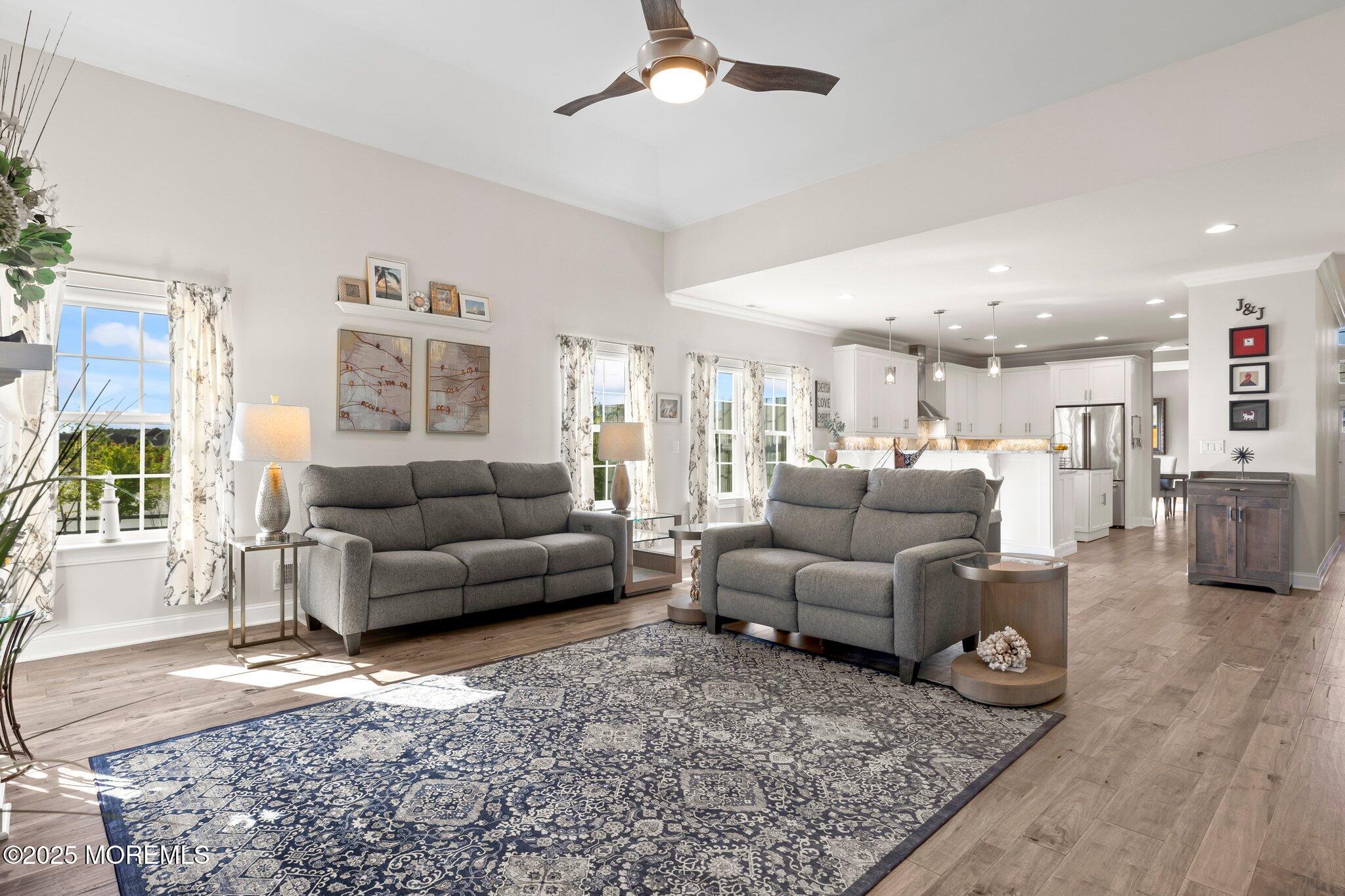 2 Haley Circle