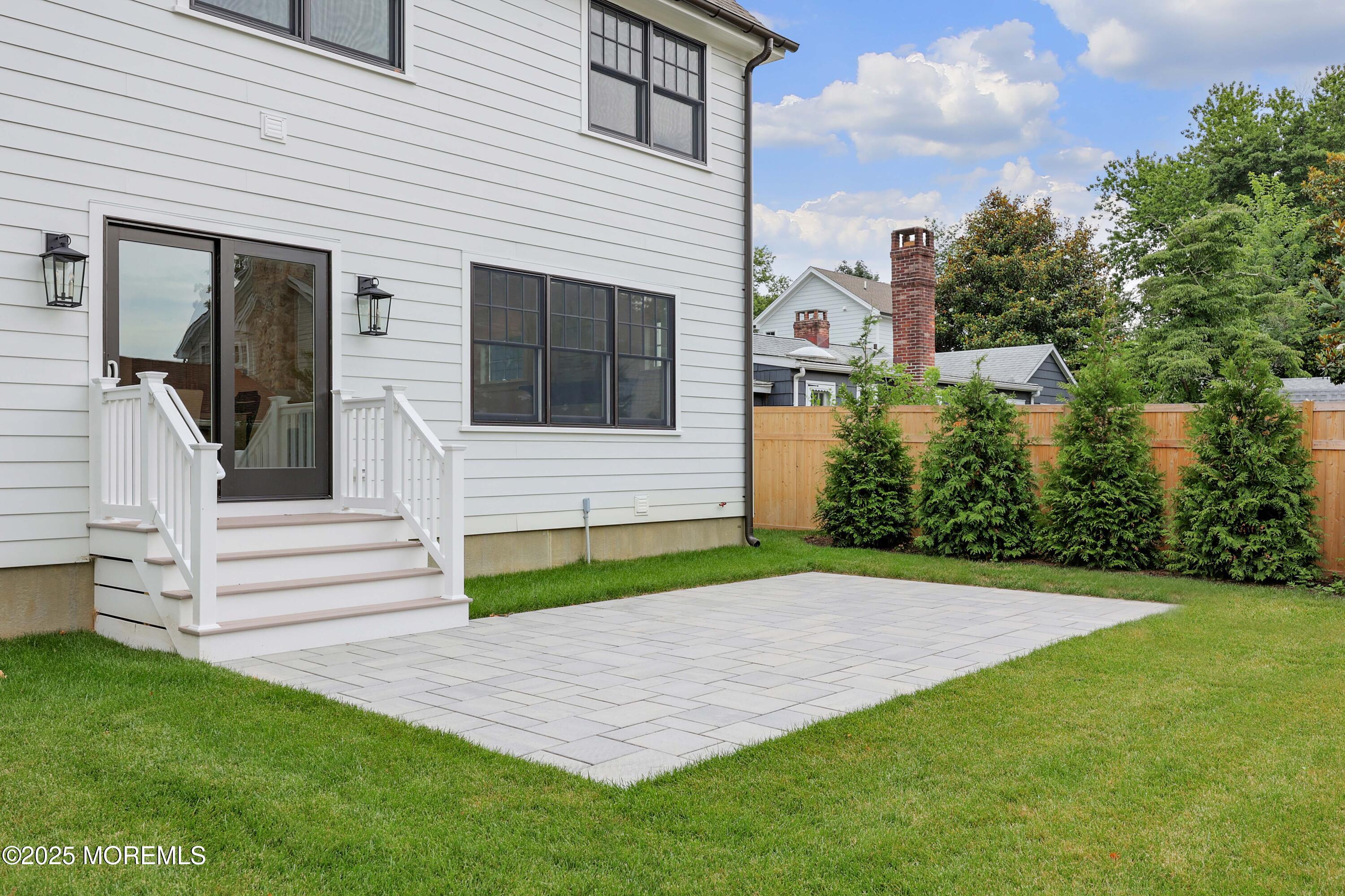 86 Black Point Road