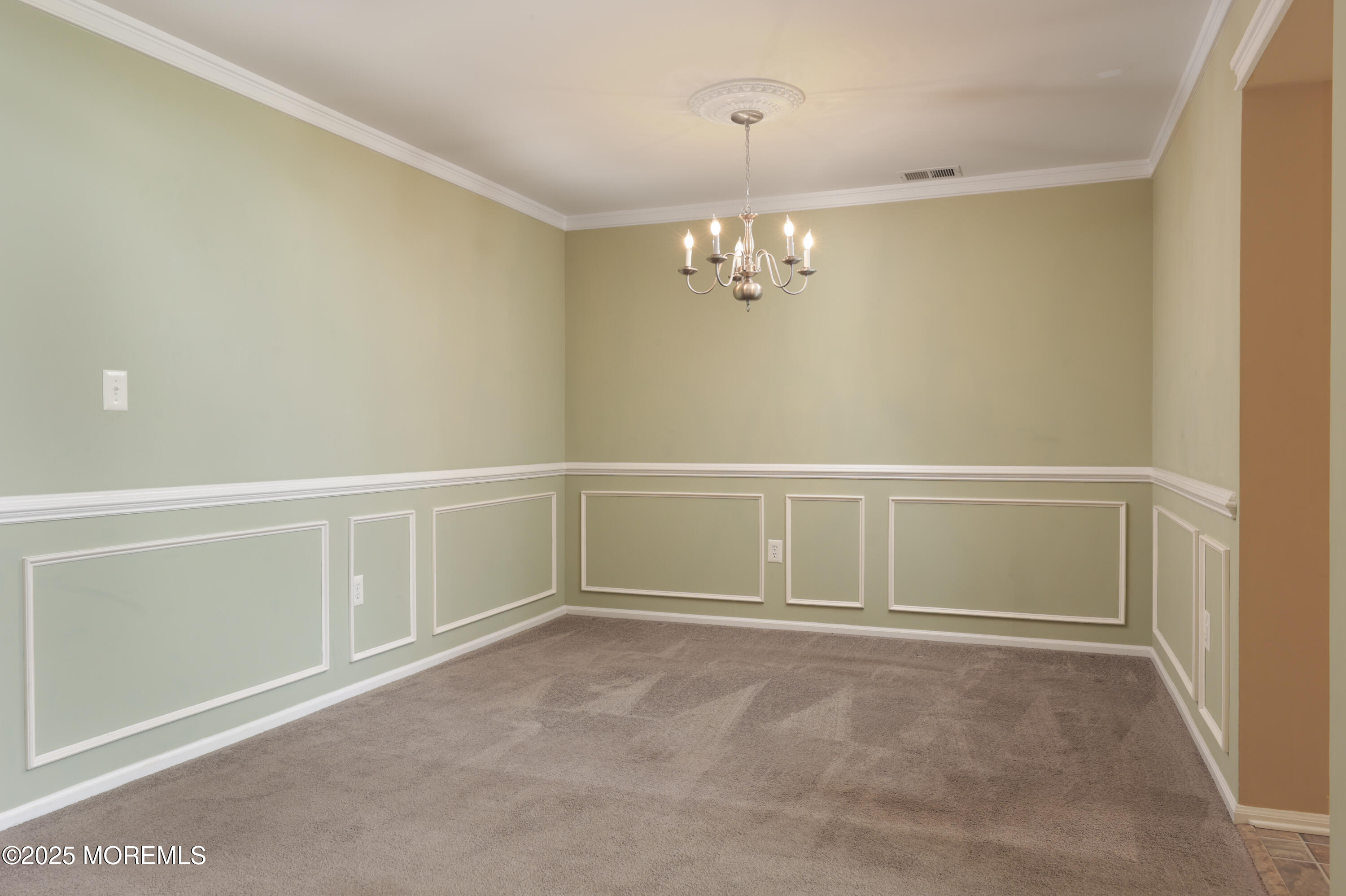 52 Picket Place, 1000