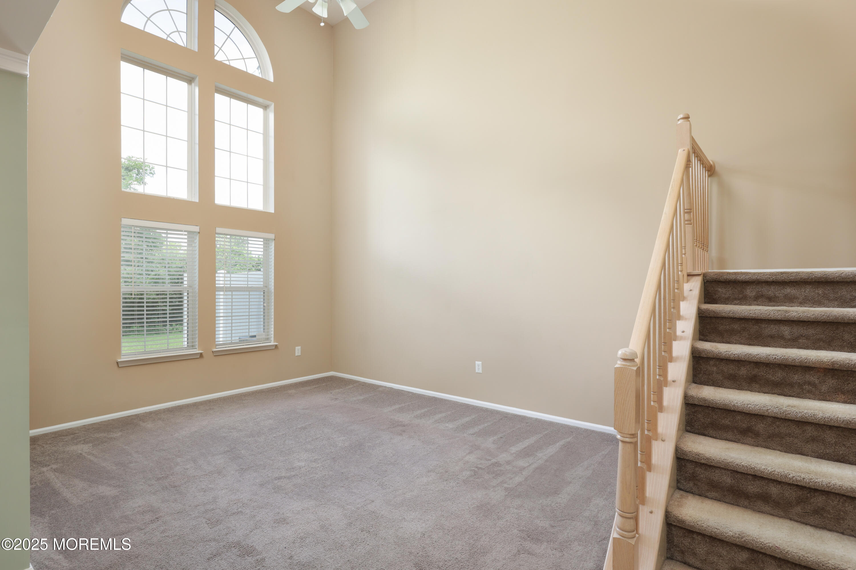 52 Picket Place, 1000