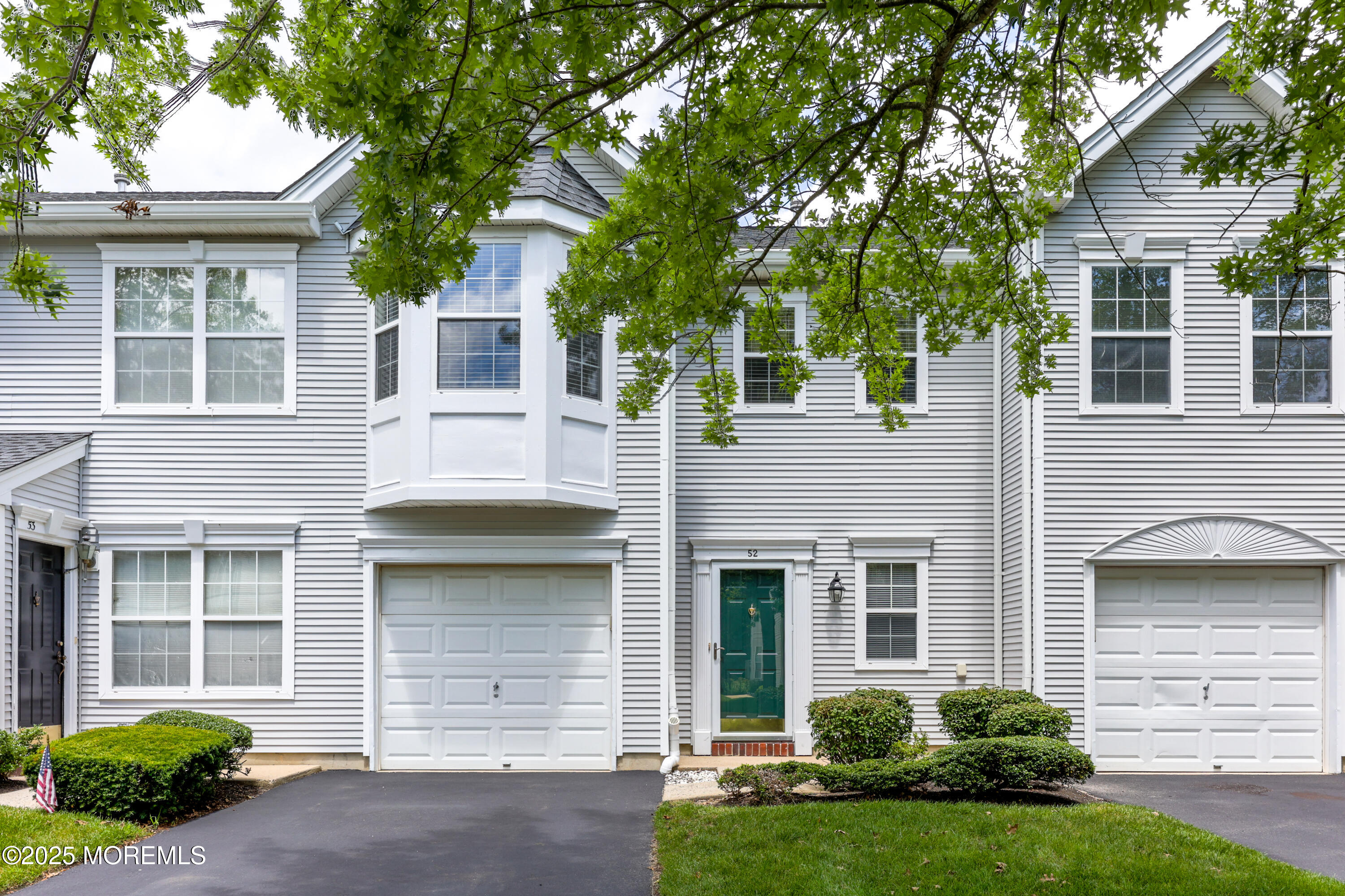 52 Picket Place, 1000