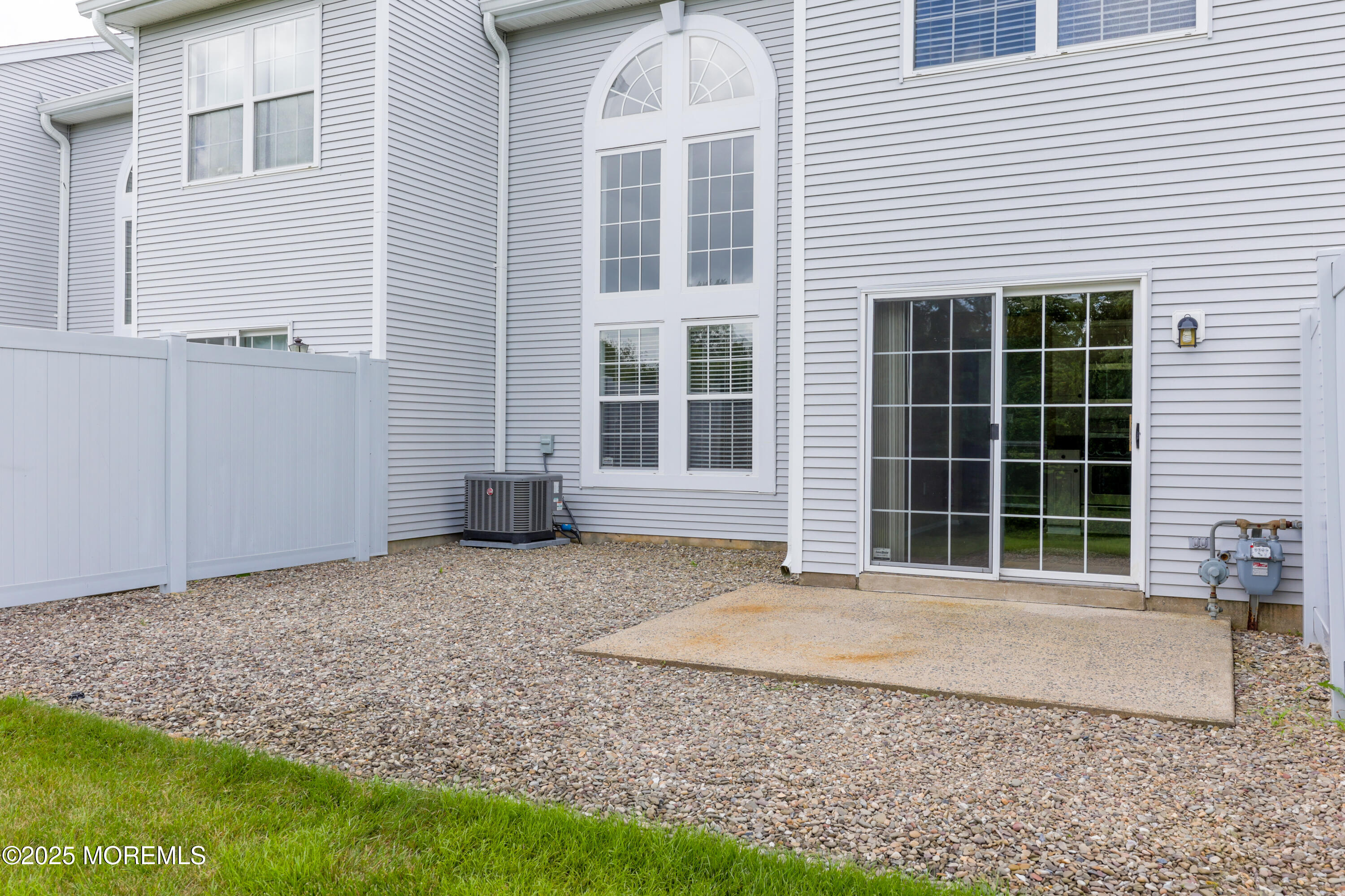 52 Picket Place, 1000