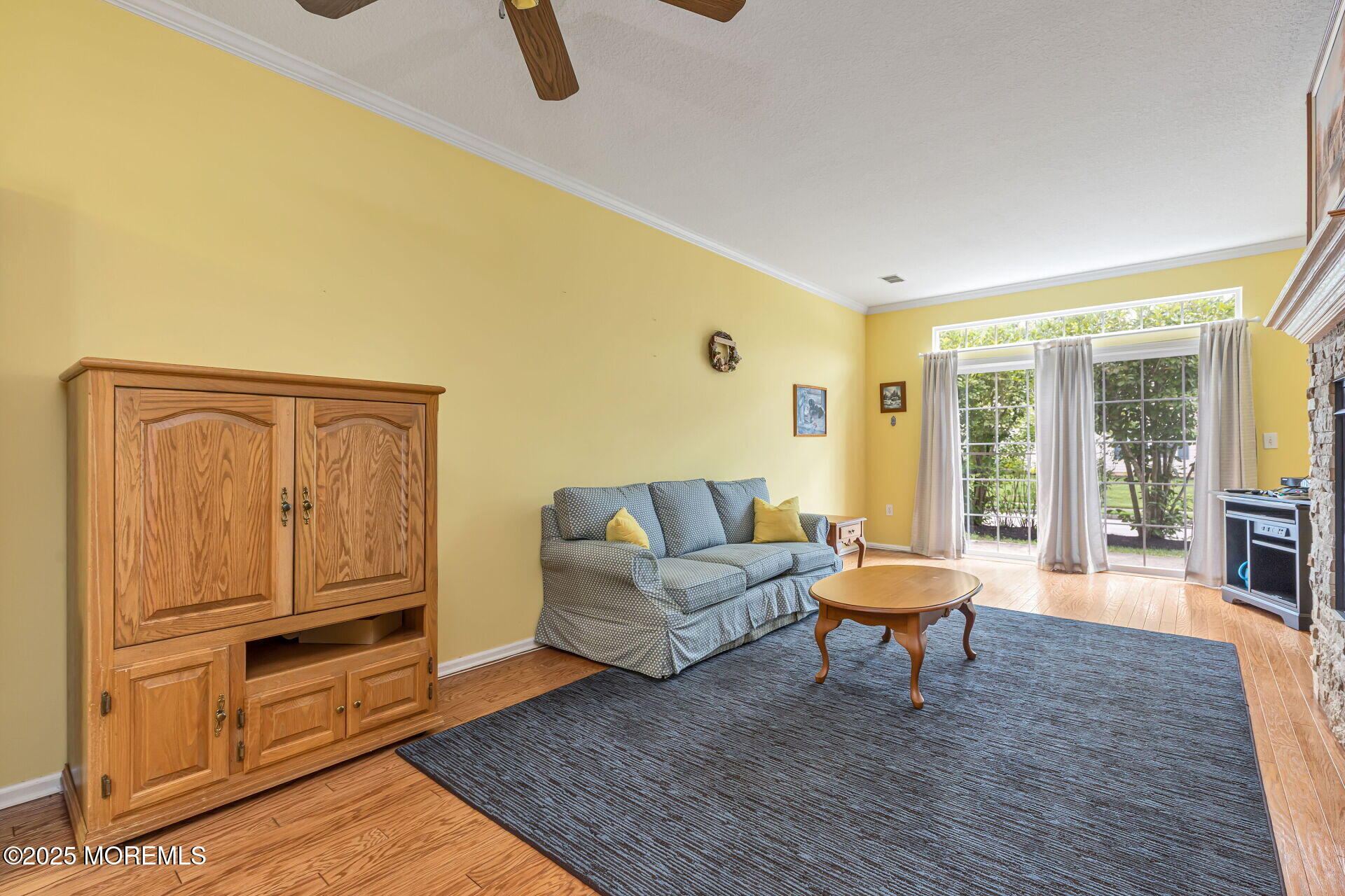 47 Golden Willows Avenue