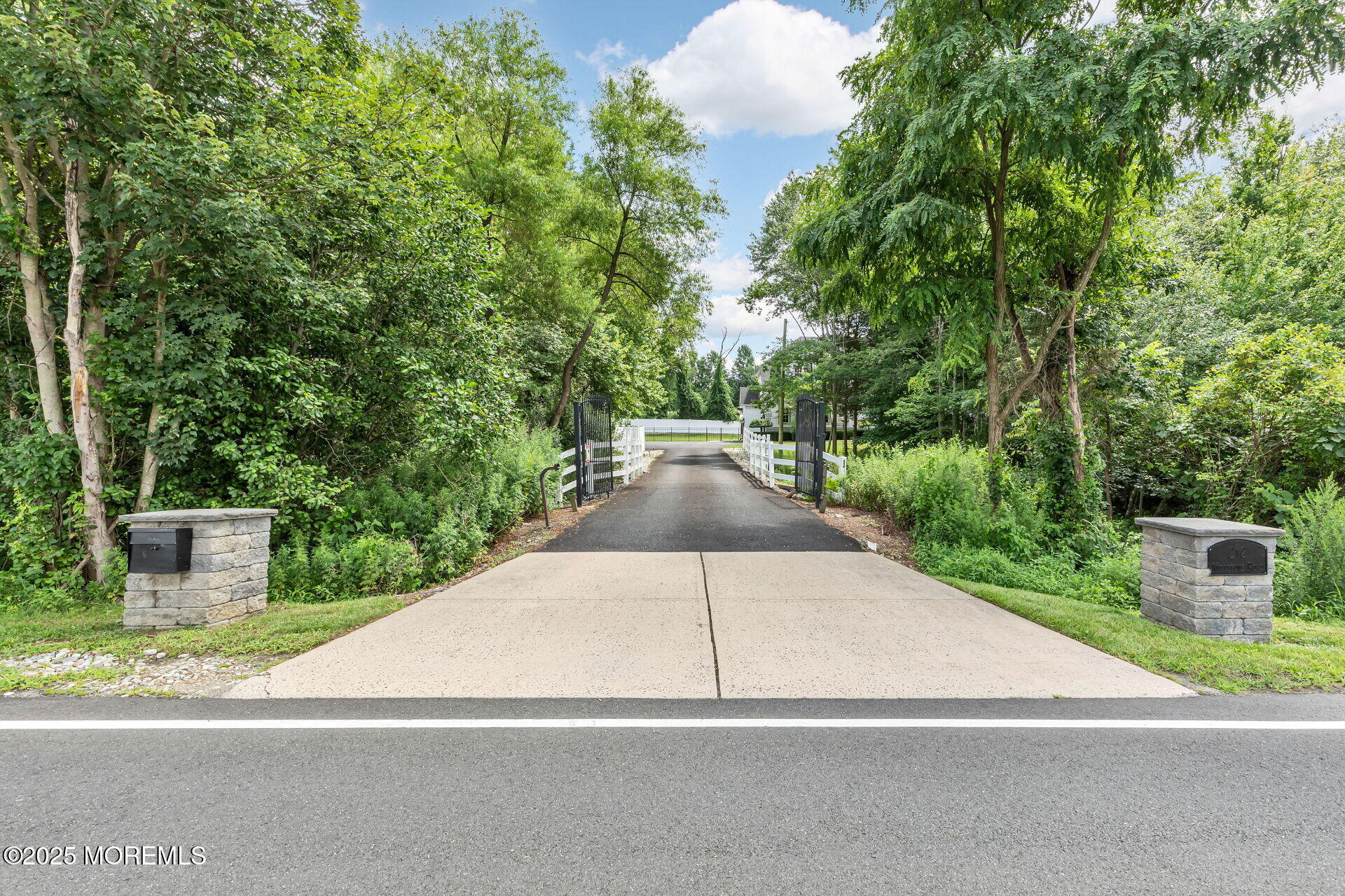 212 Millstone Road