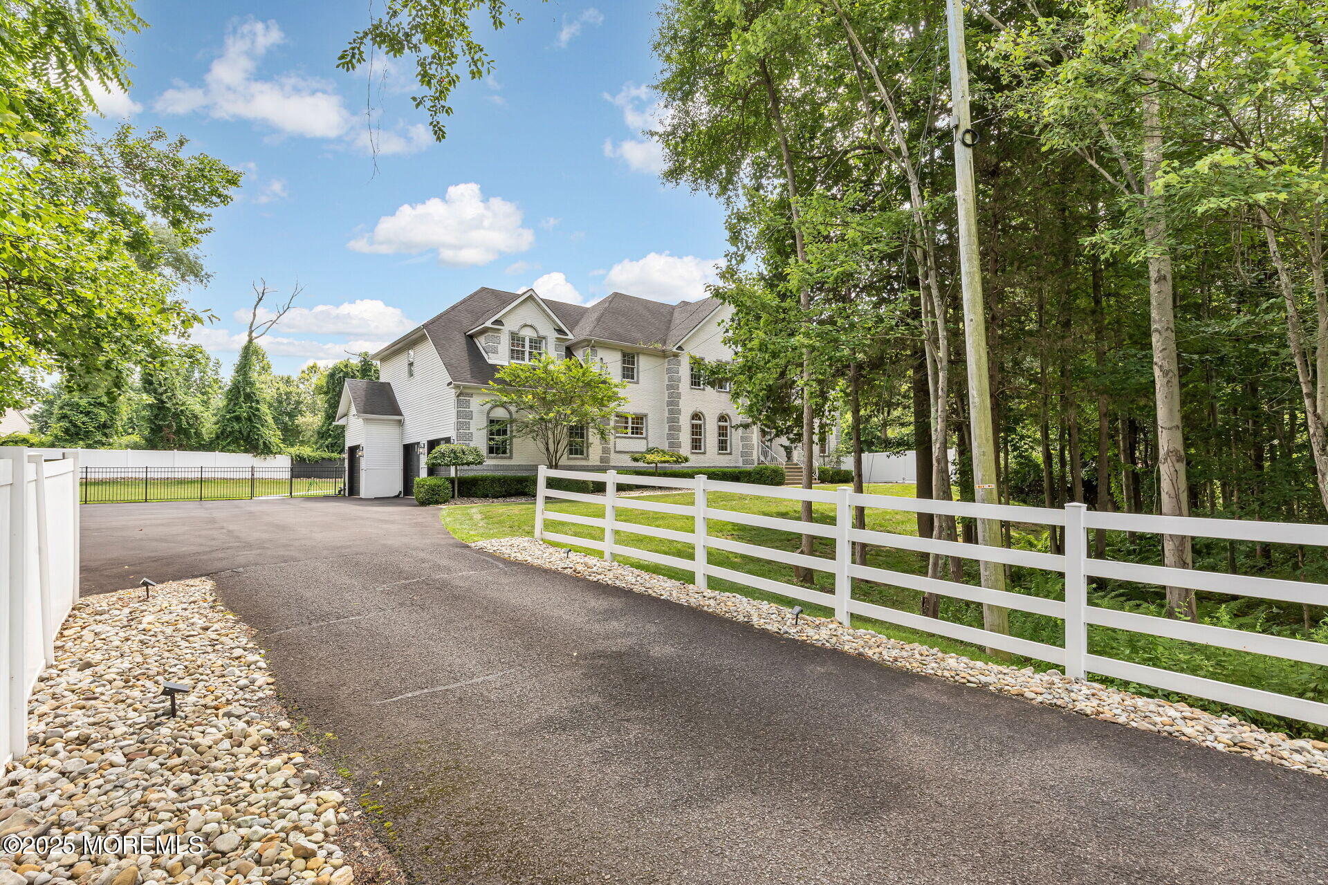 212 Millstone Road