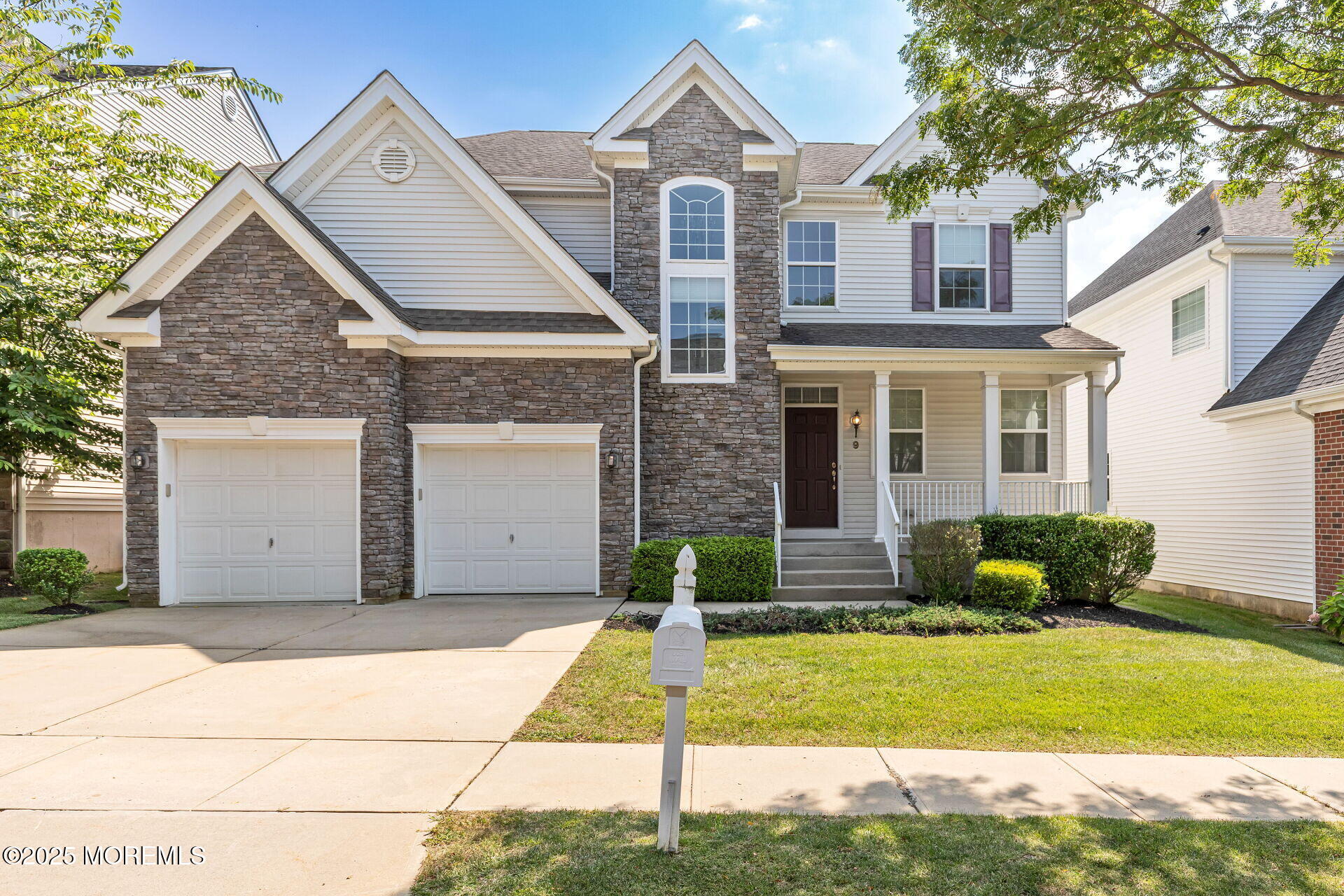 9 Feakes Drive
