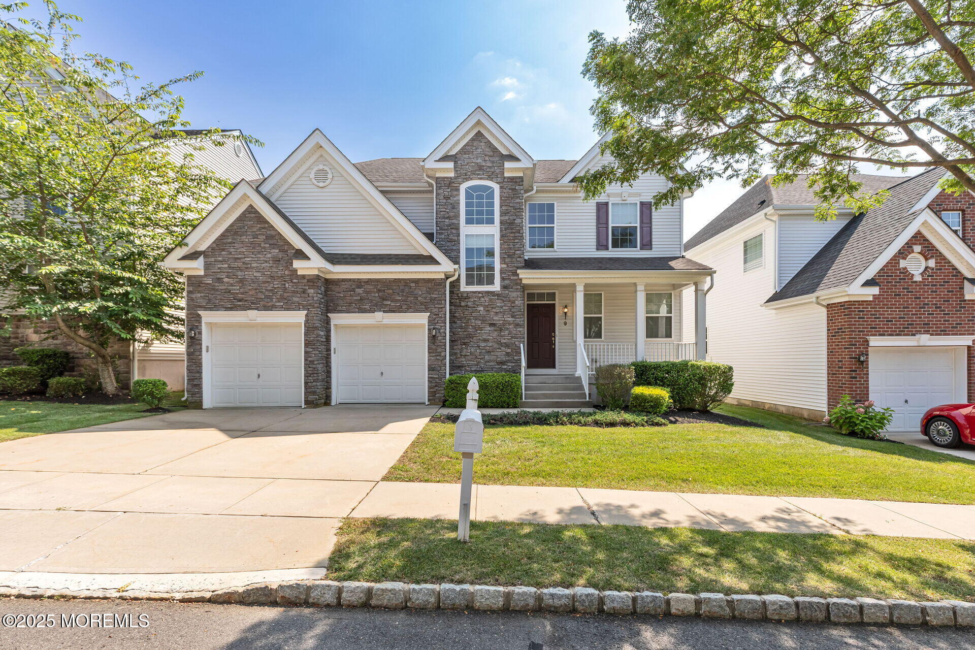 9 Feakes Drive