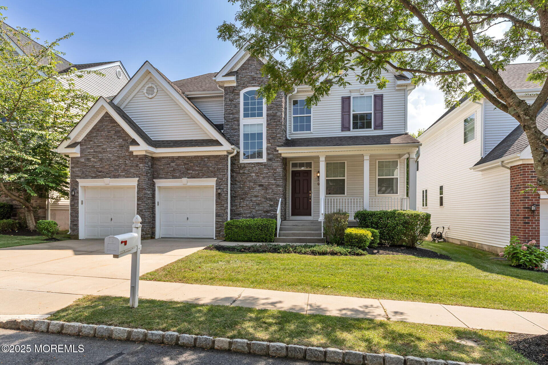 9 Feakes Drive