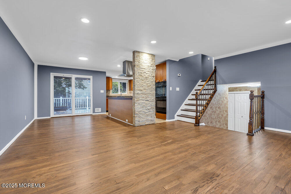 13 Terry Avenue
