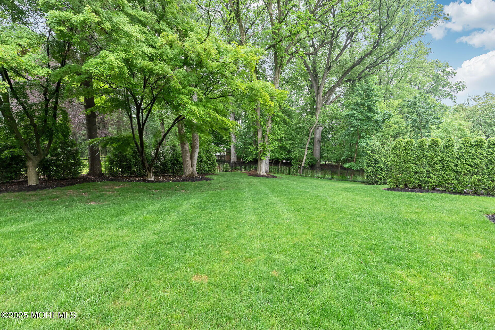 3 Ardmore Place