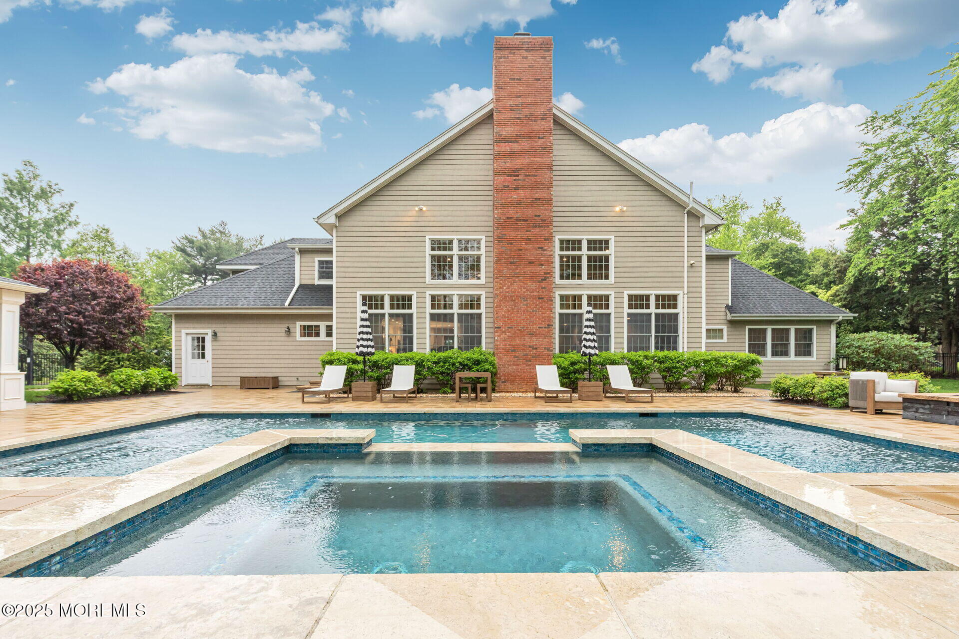 3 Ardmore Place