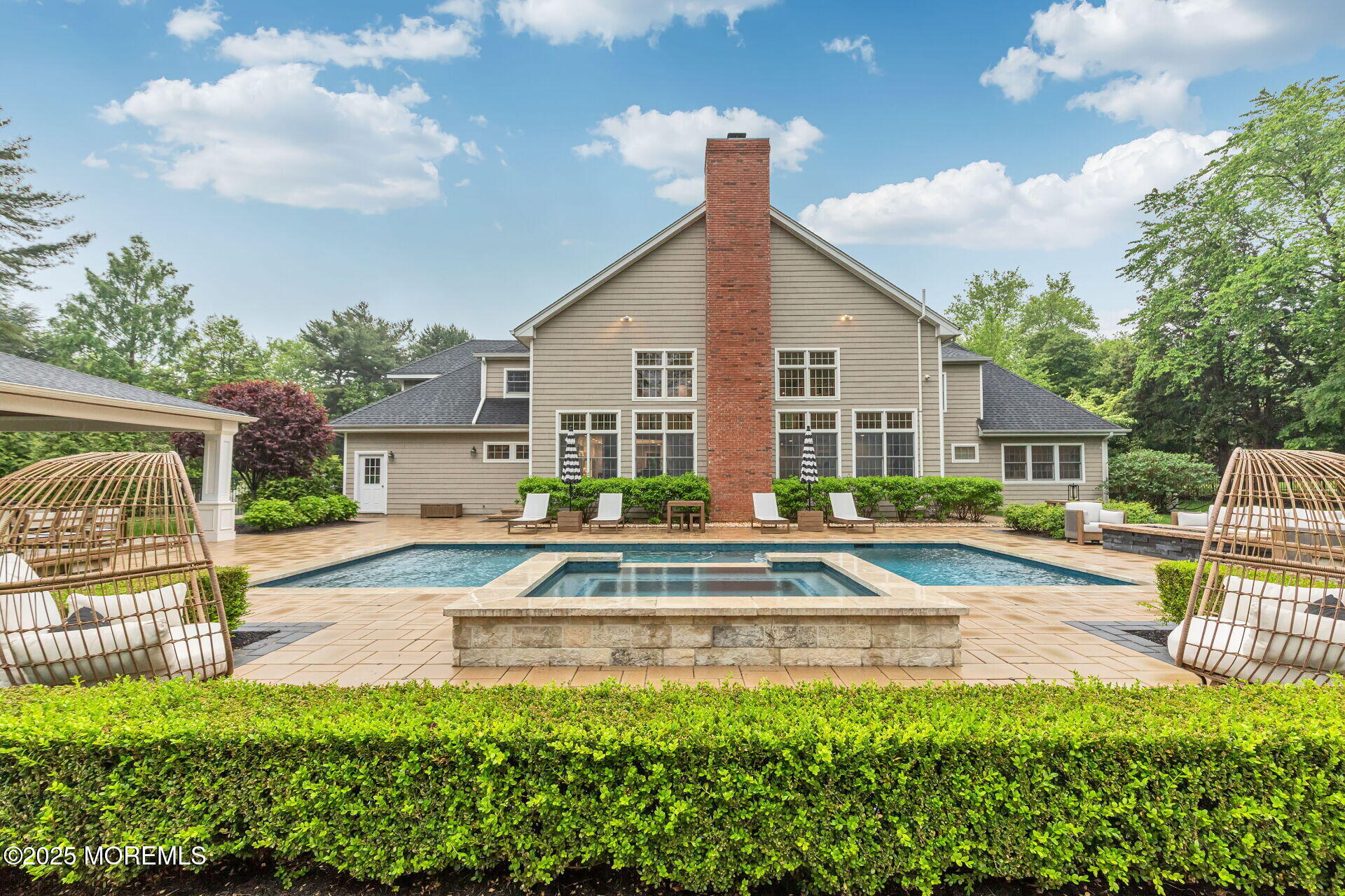 3 Ardmore Place