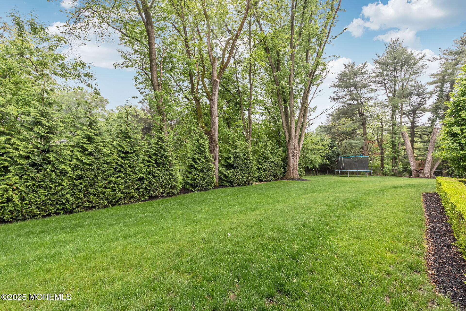 3 Ardmore Place