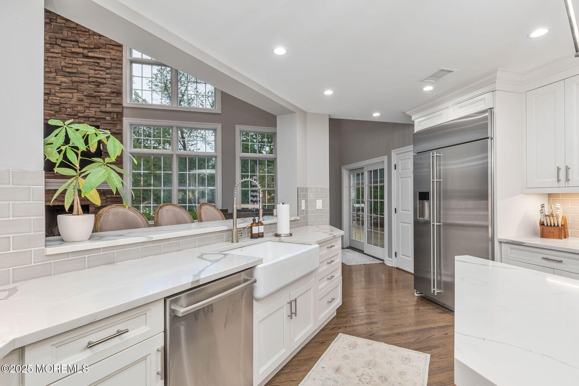 3 Ardmore Place
