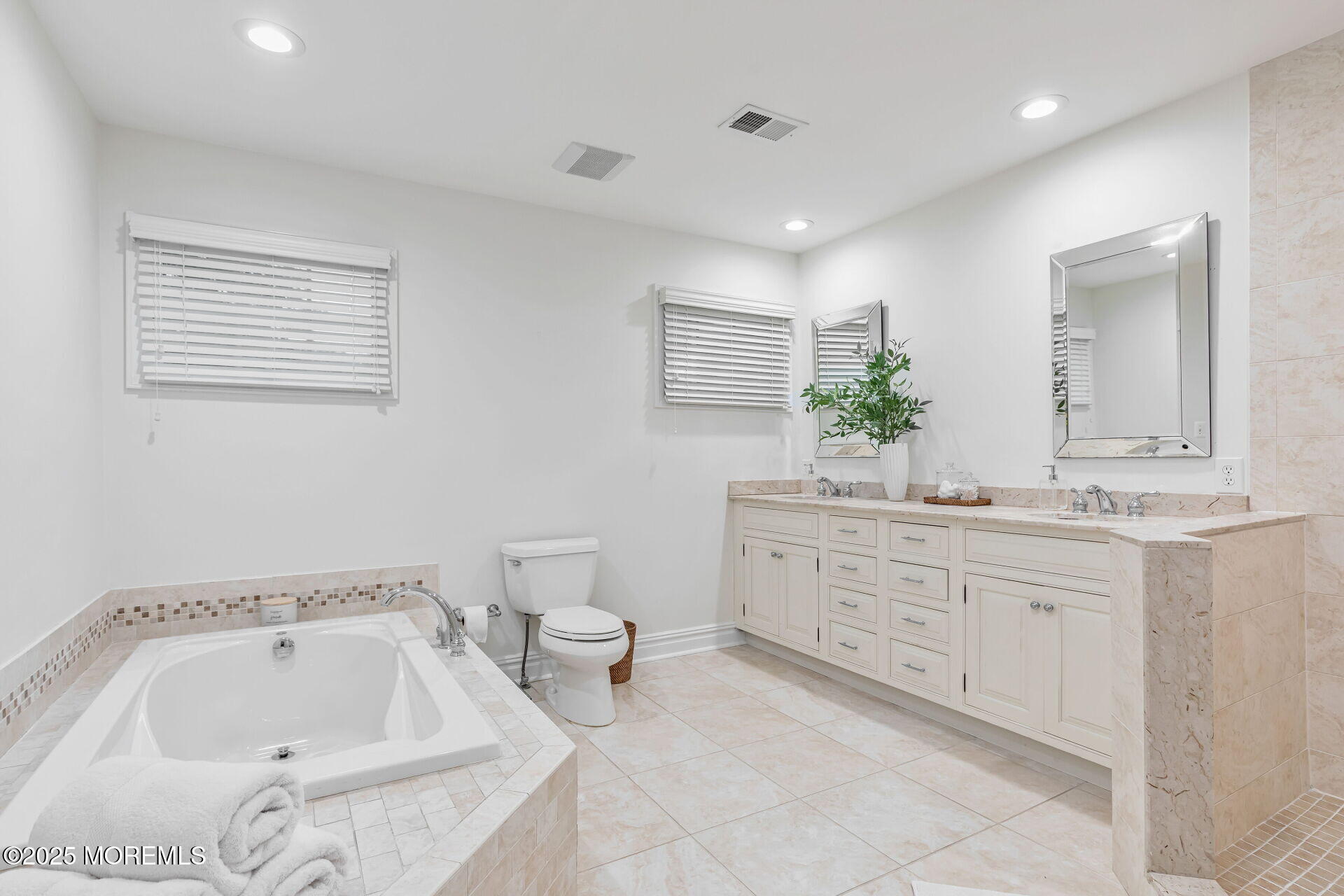 3 Ardmore Place