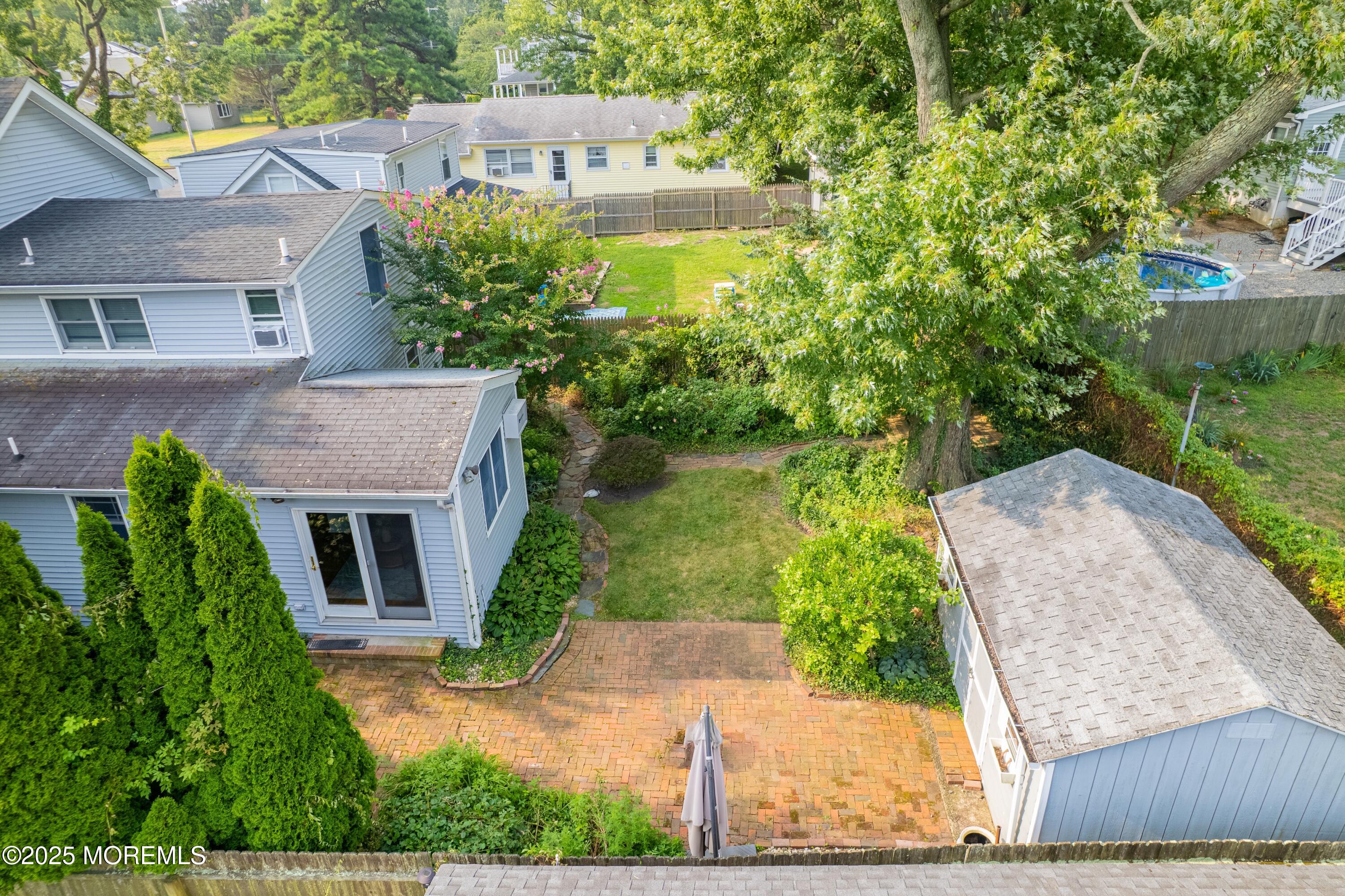 23 Leonard Avenue