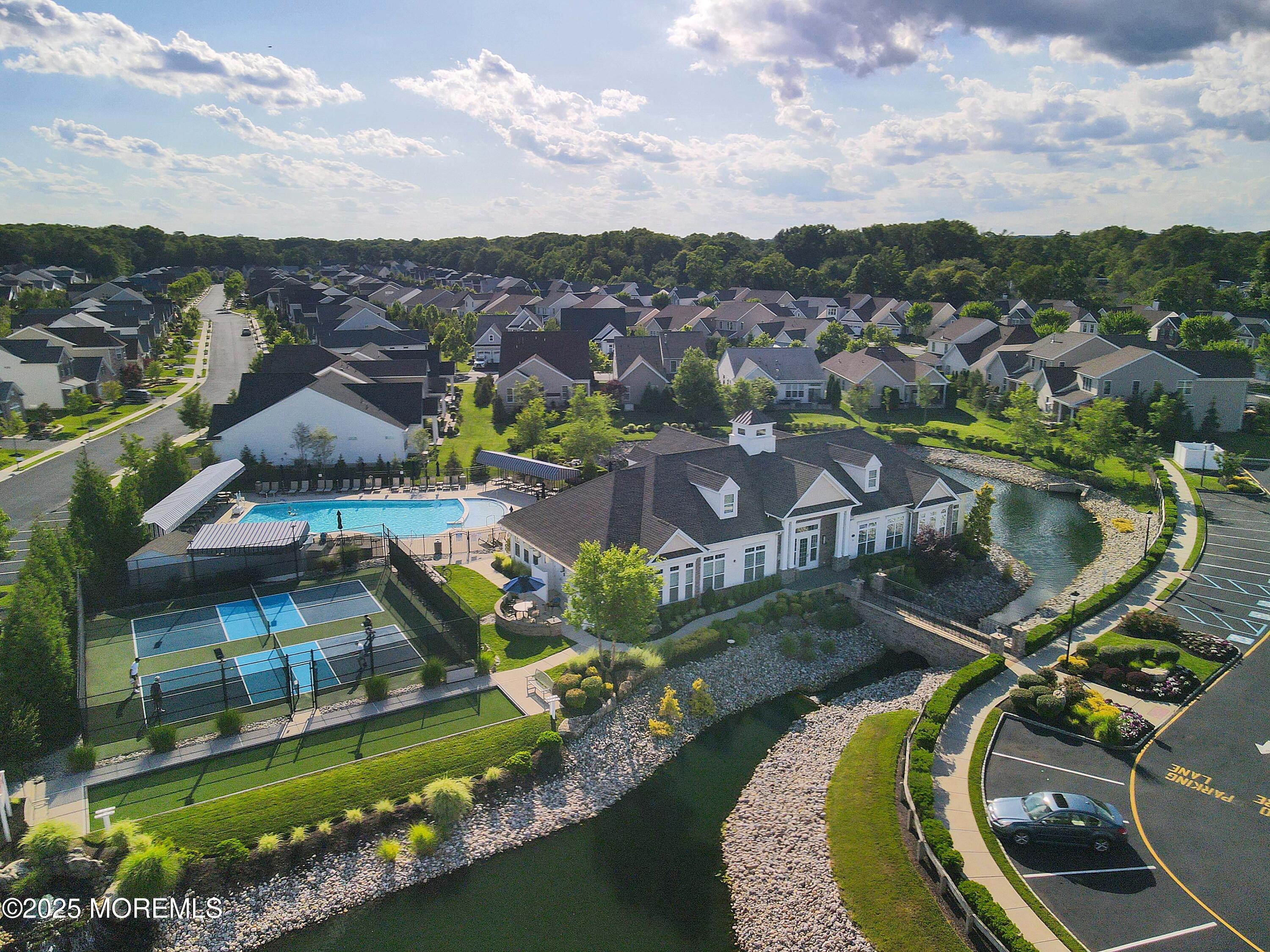 9 Pebble Creek Court