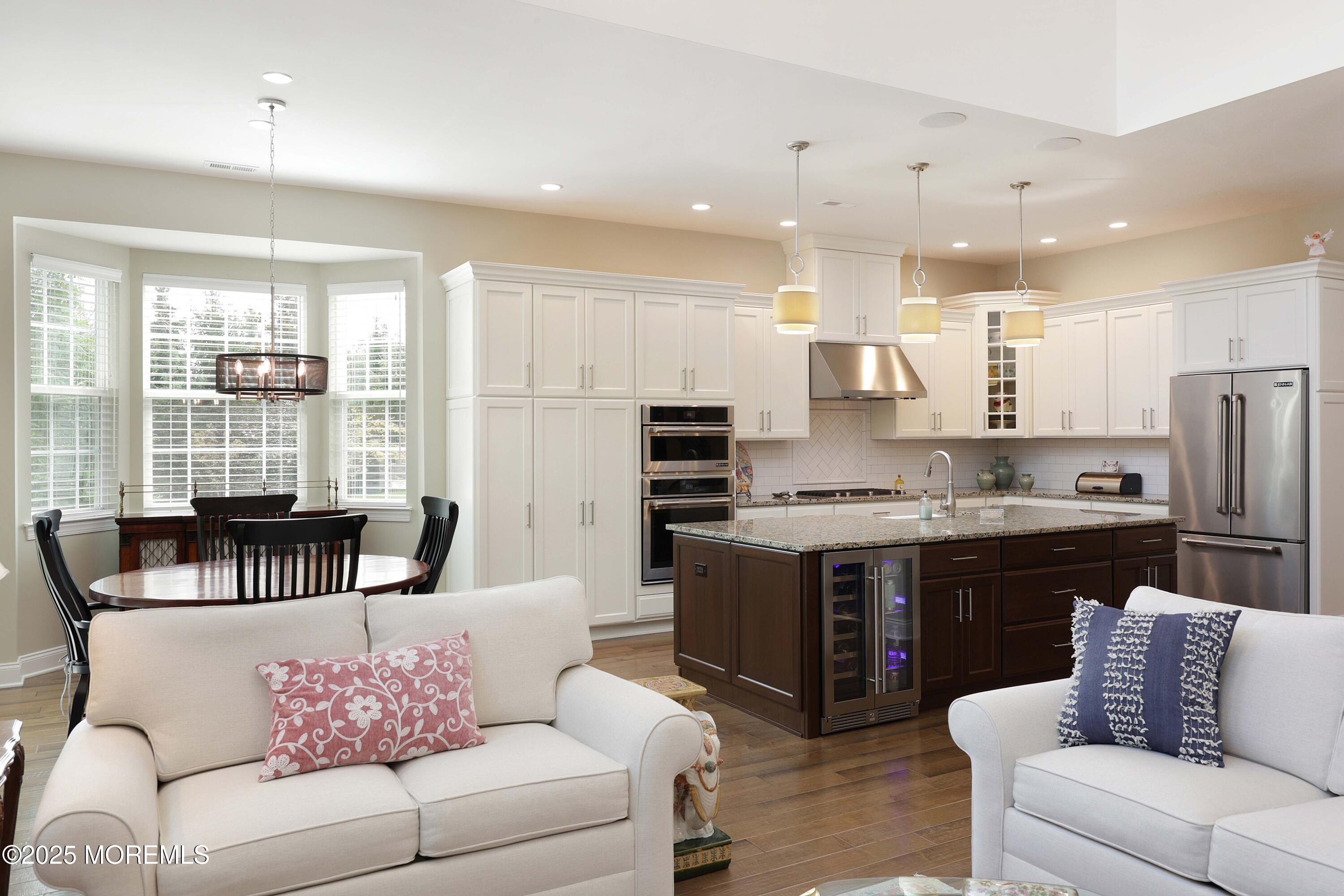 9 Pebble Creek Court