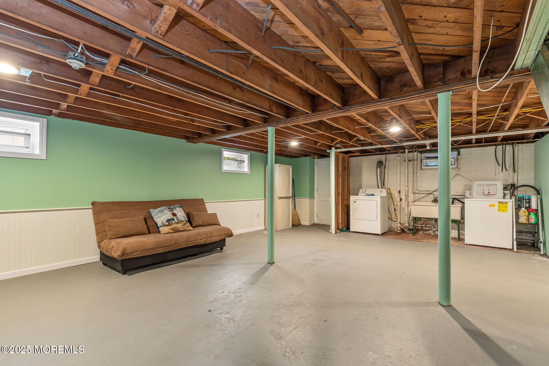 587 Linden Avenue