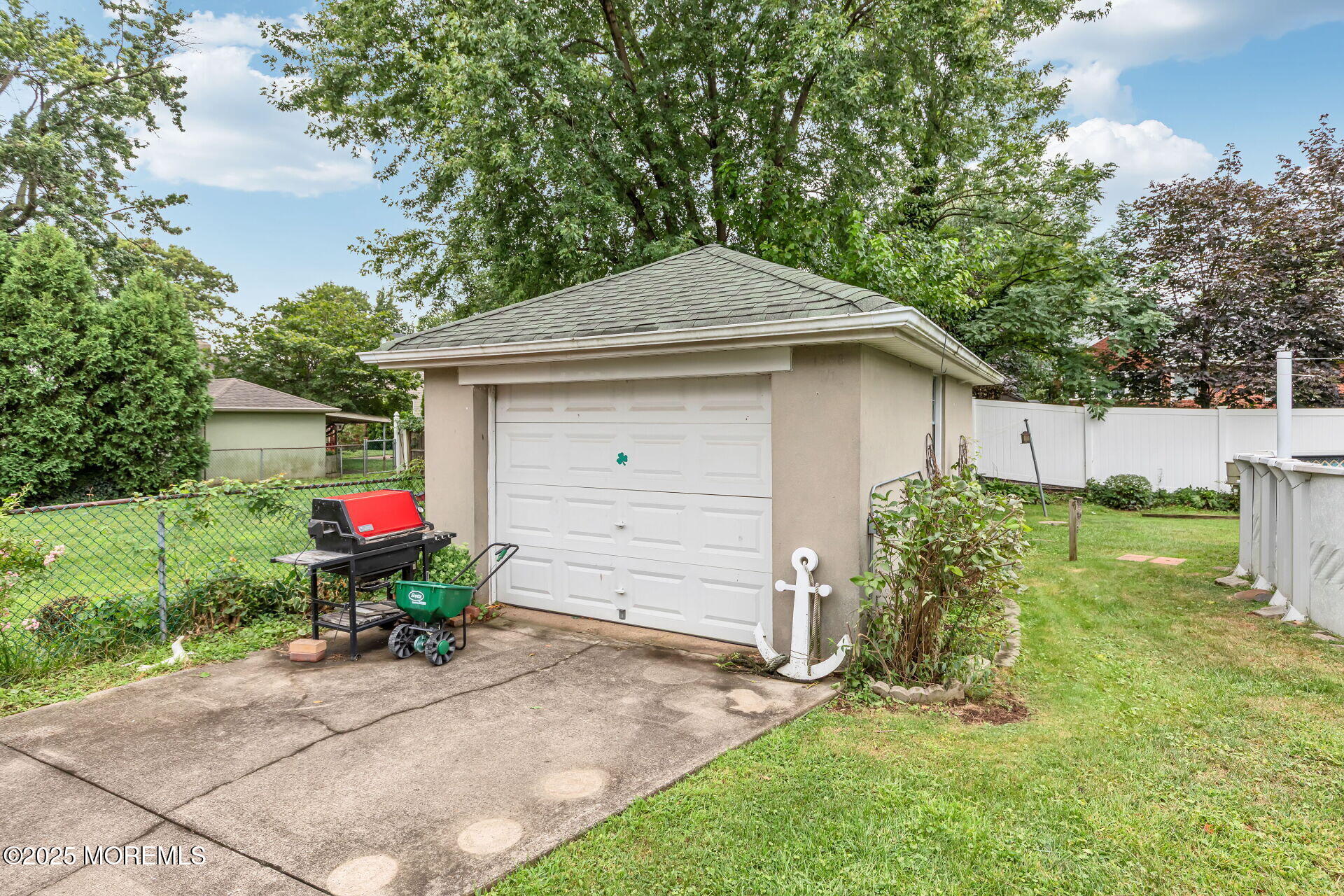 587 Linden Avenue